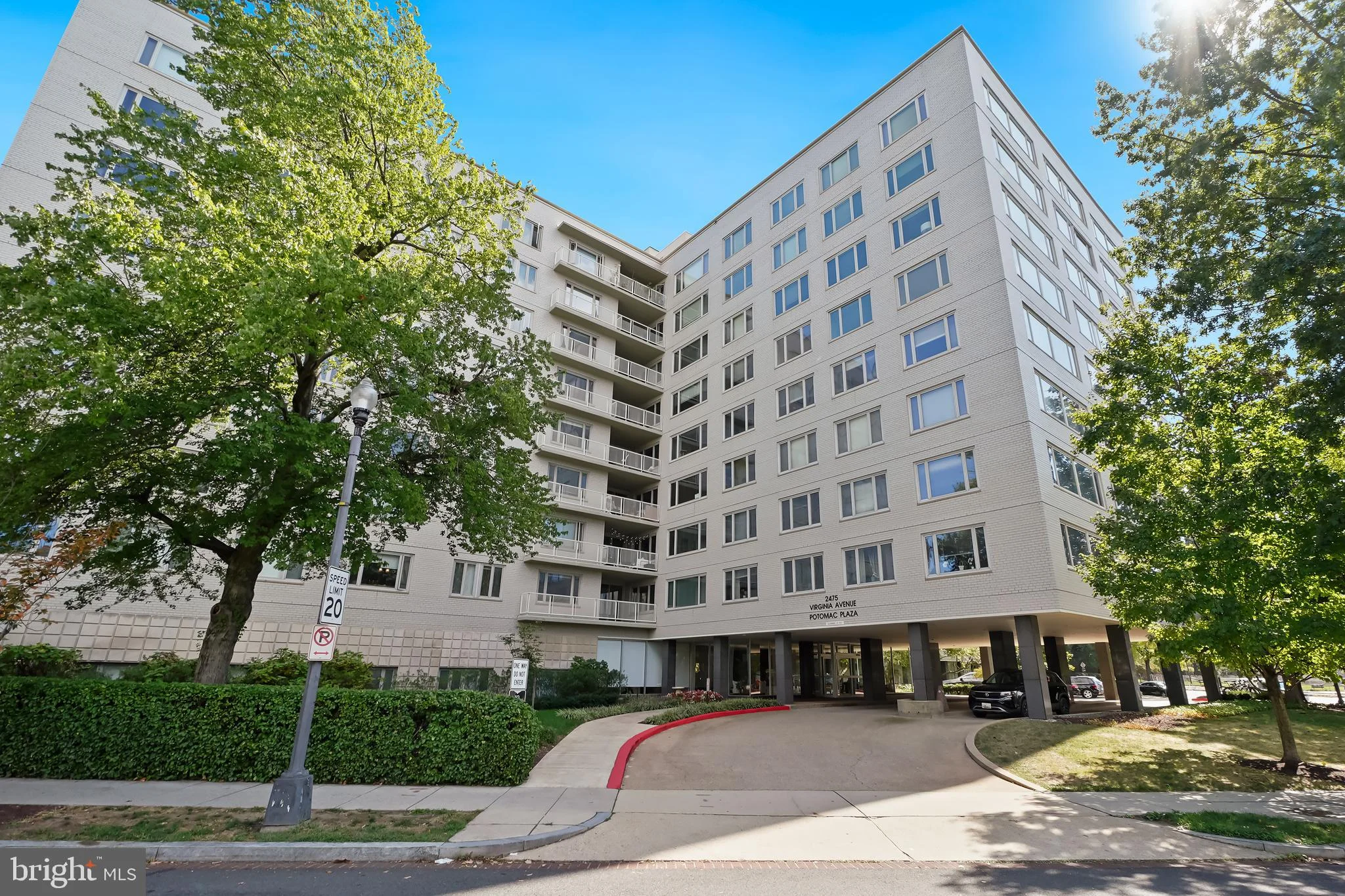 2475 Virginia Avenue NW Unit 921
