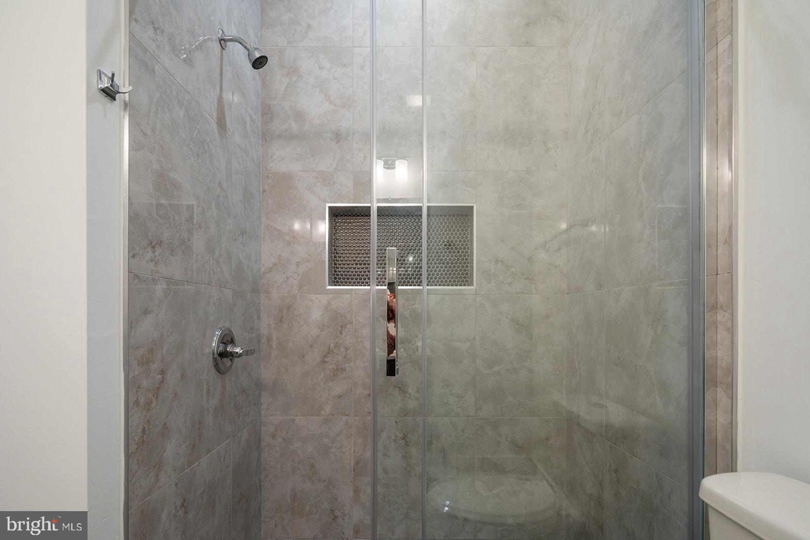 2032 E SUSQUEHANNA AVENUE 2