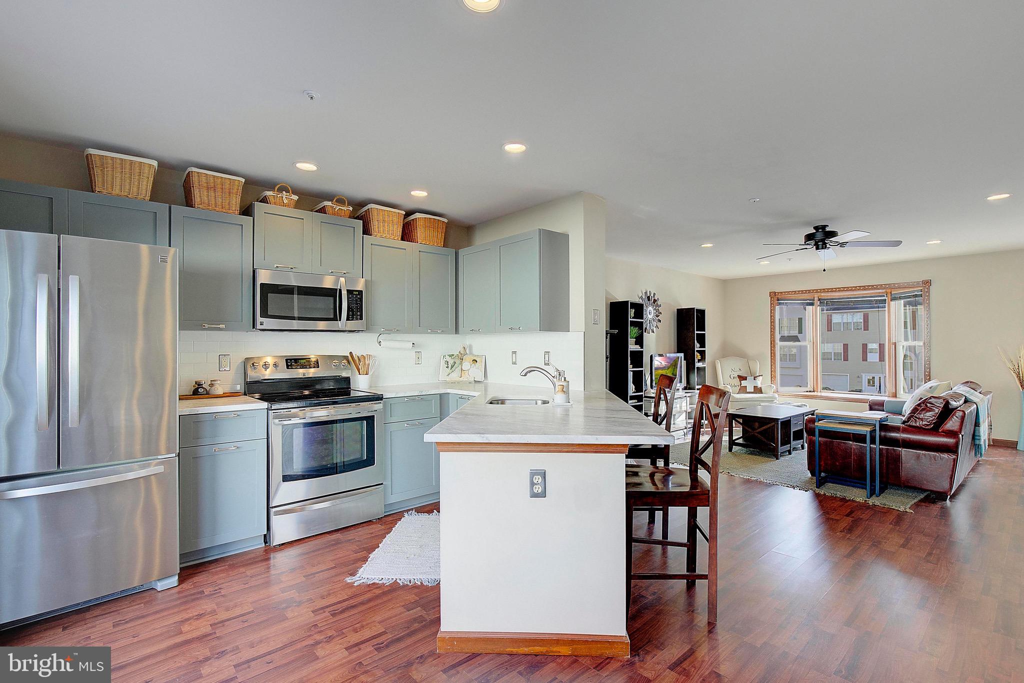 BURNT OAKS - Residential