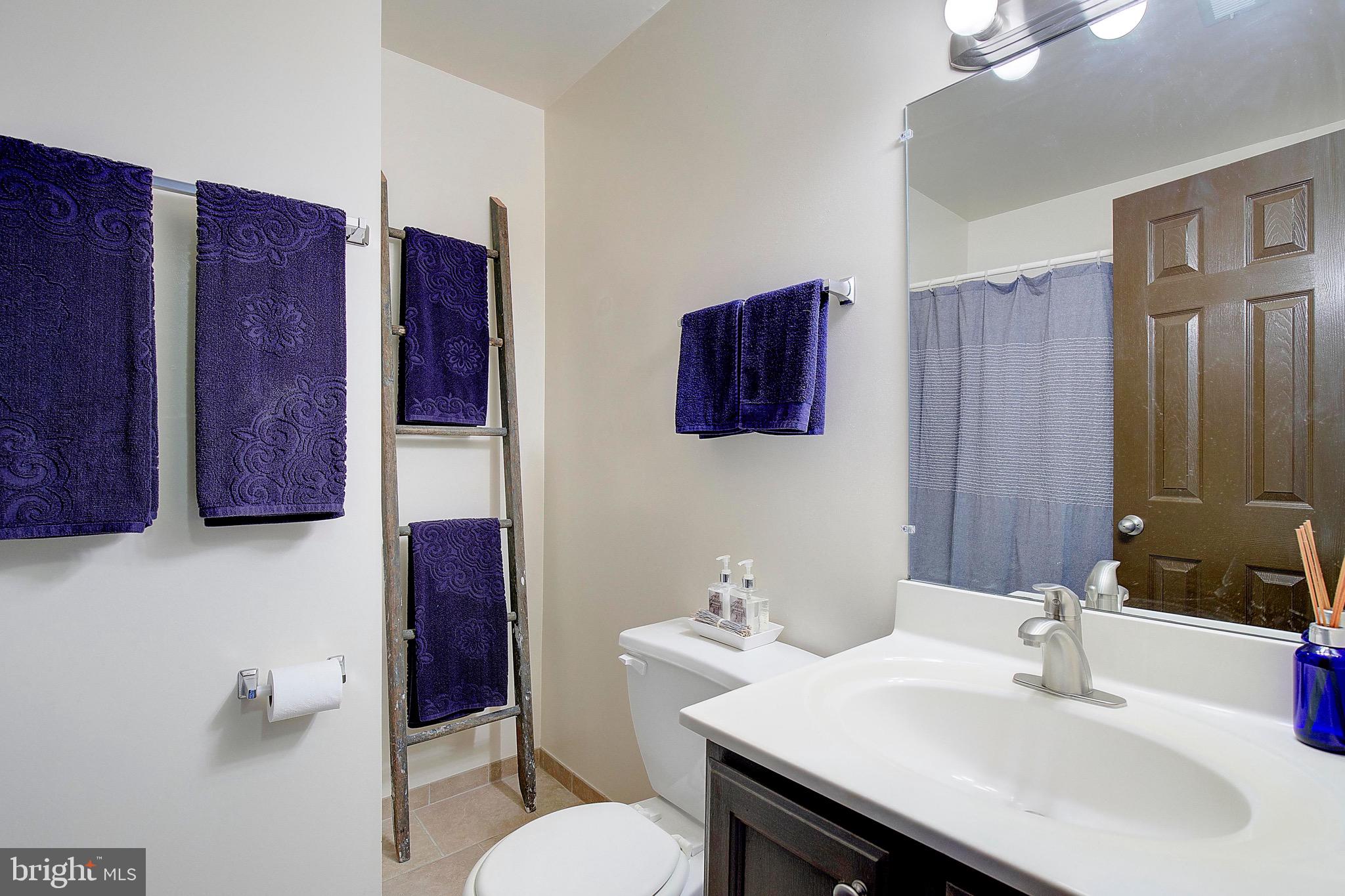 BURNT OAKS - Residential