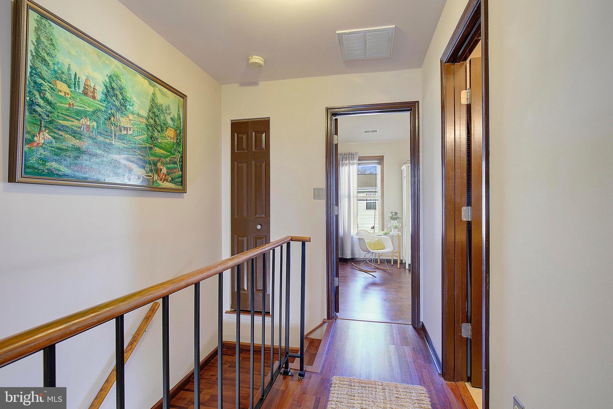 BURNT OAKS - Residential