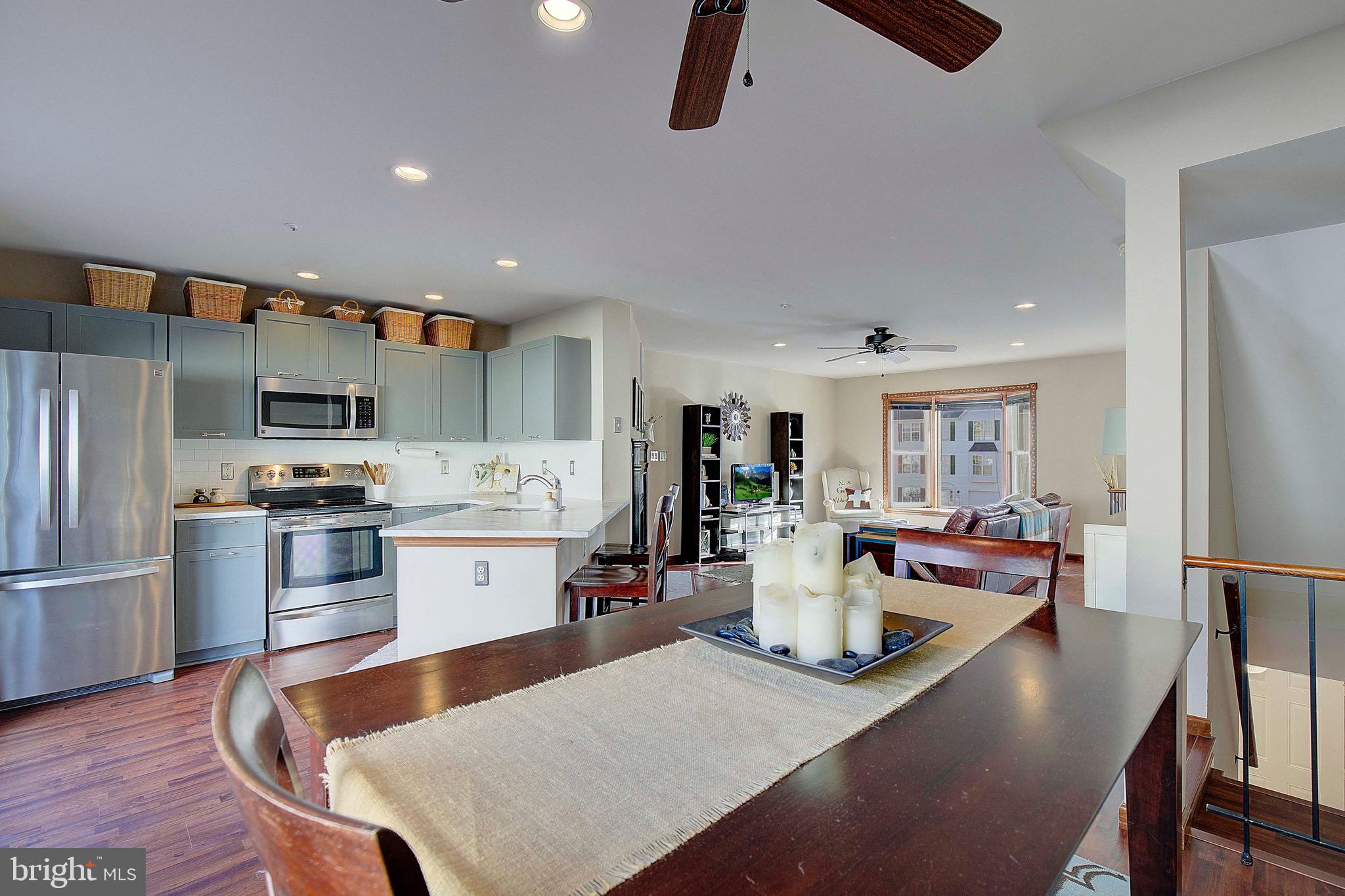 BURNT OAKS - Residential