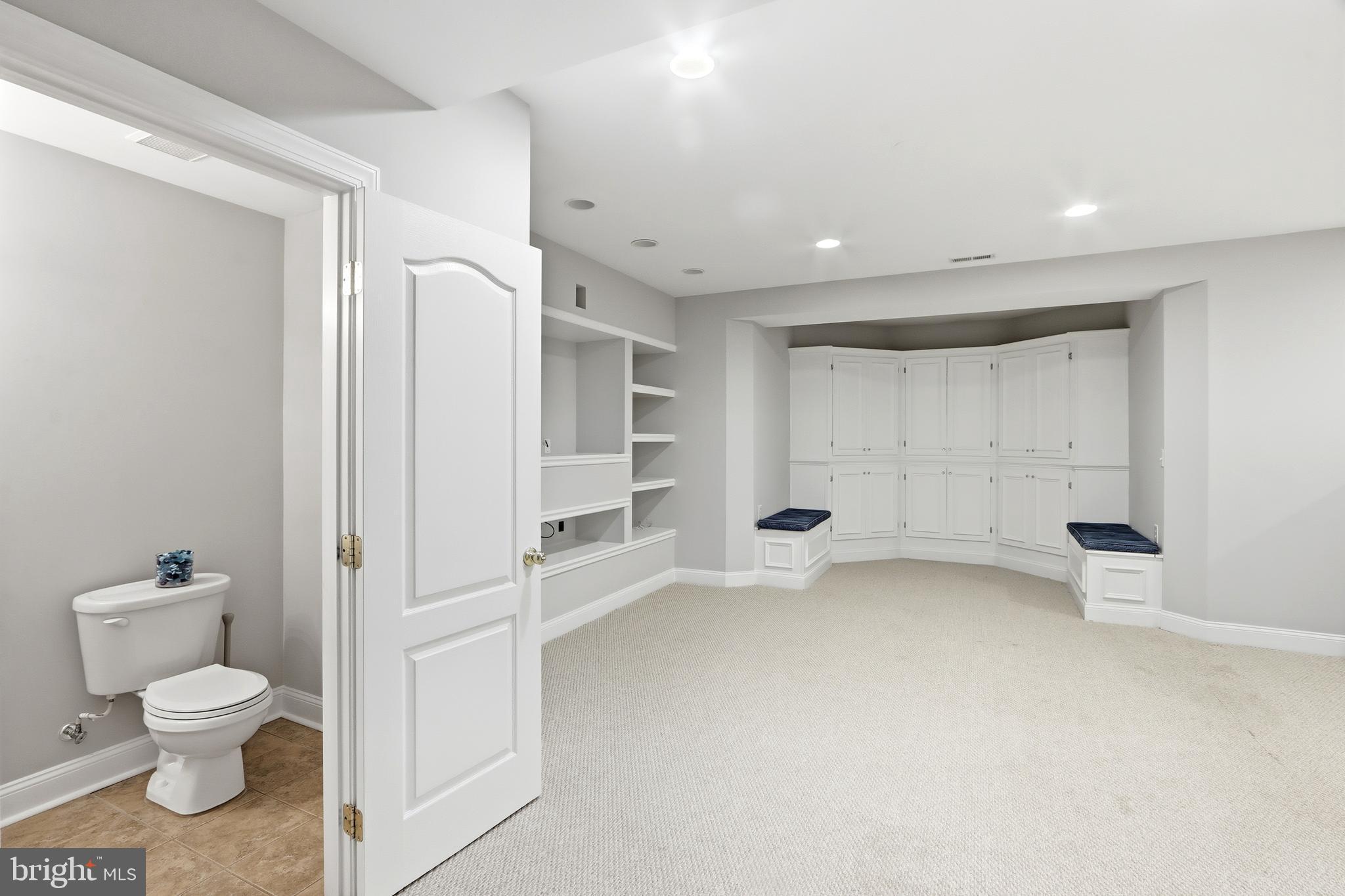 KINGSPORT - Residential