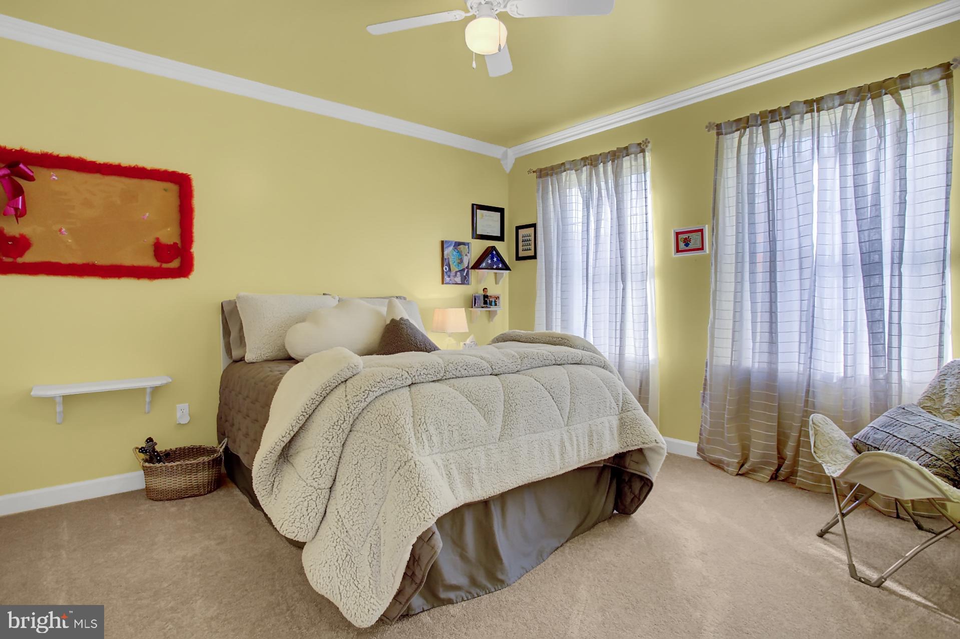 RIDGE CREST - Residential