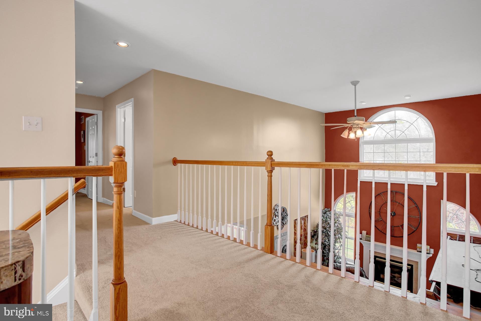 RIDGE CREST - Residential