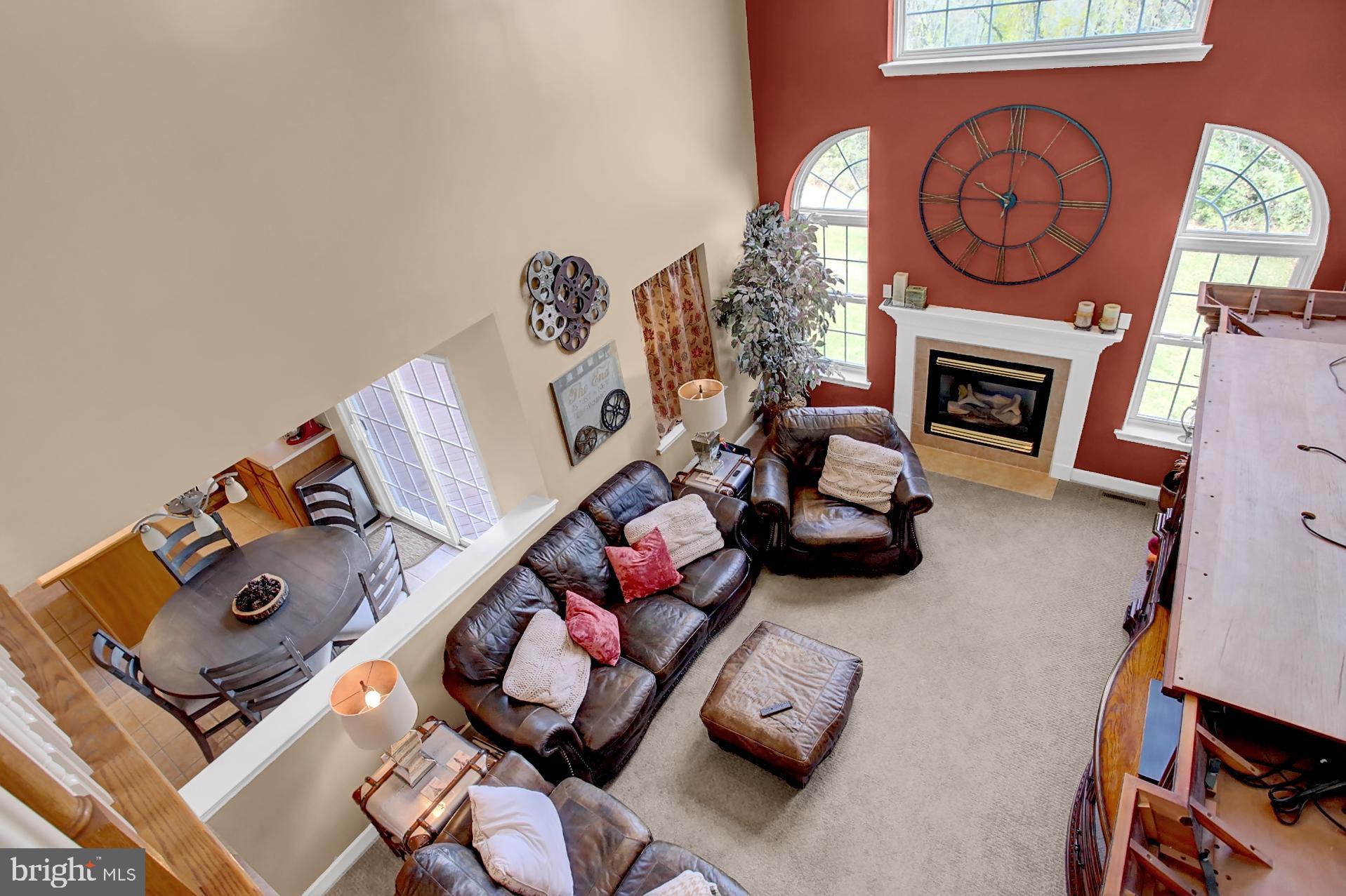 RIDGE CREST - Residential