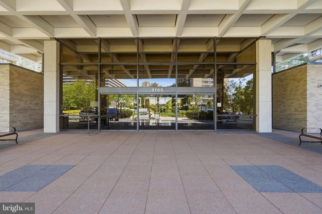 Photo of 3705 S George Mason Drive #1203S, FALLS CHURCH, VA 22041 (MLS # VAFX2310492)