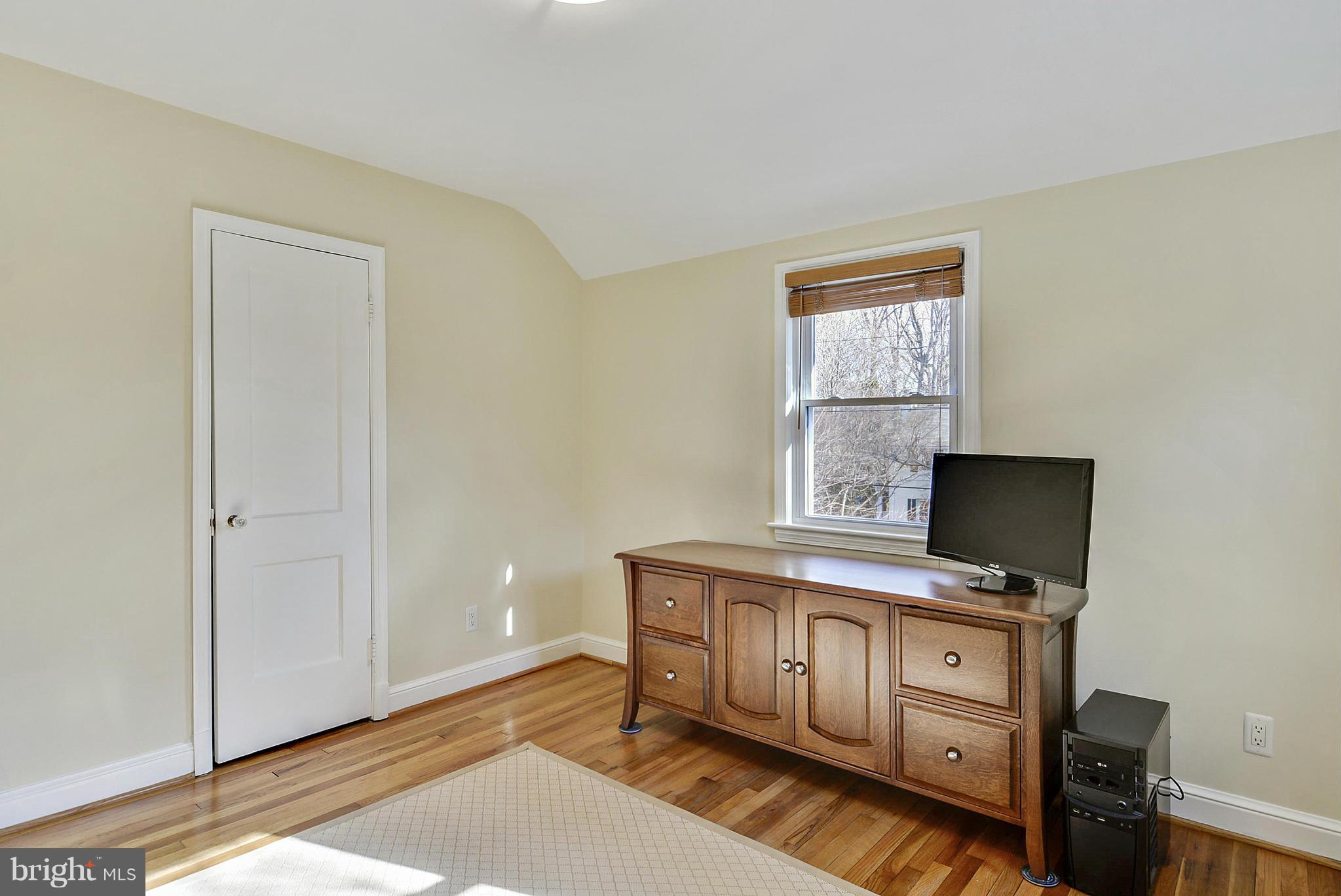 WOODMOOR - Residential