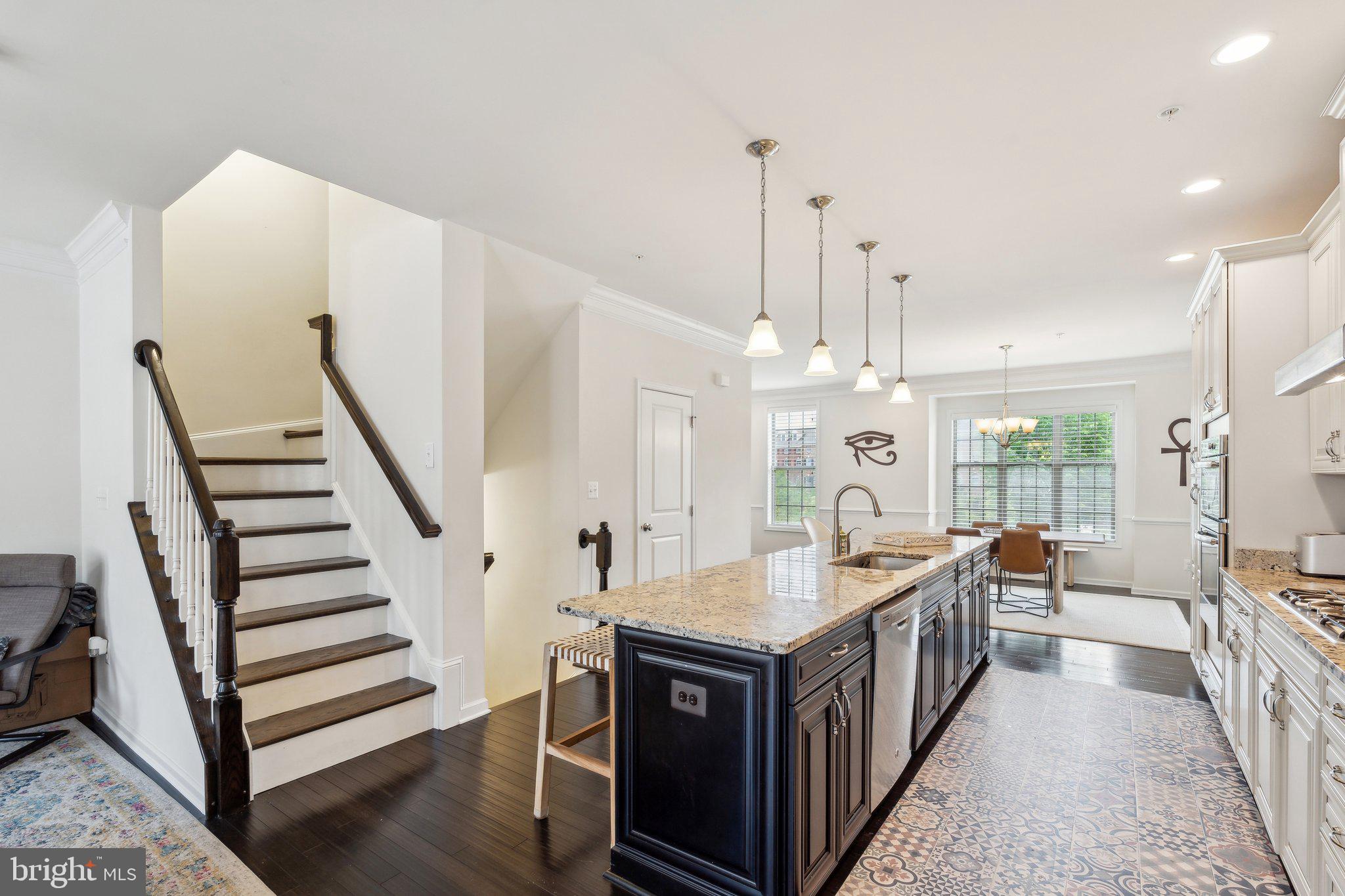 22613 NAUGATUCK SQUARE