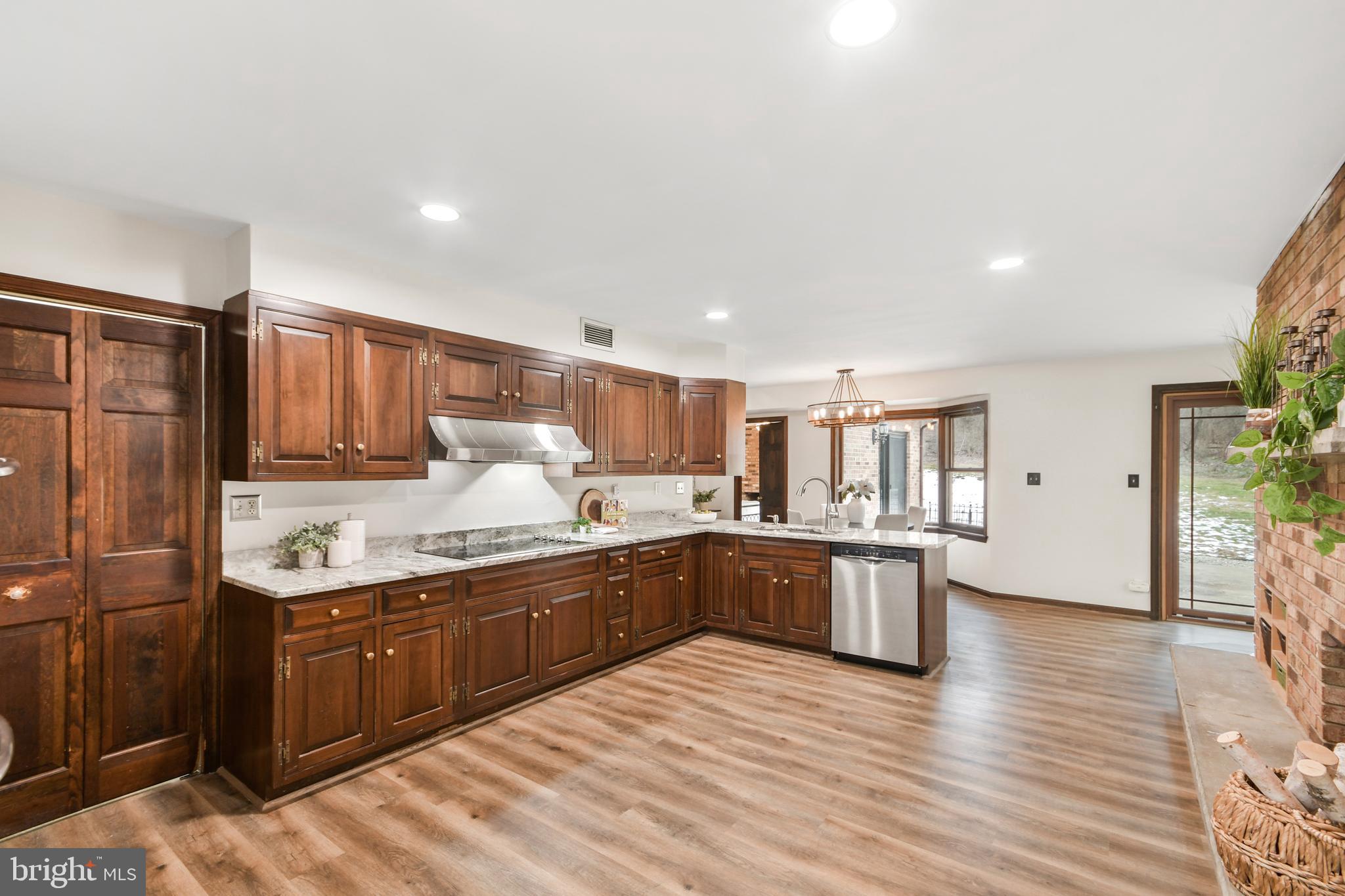 NEW WINDSOR - Residential