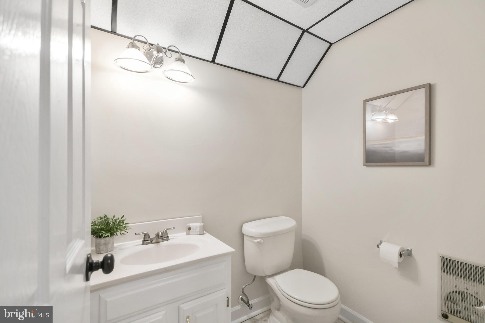 NEW WINDSOR - Residential