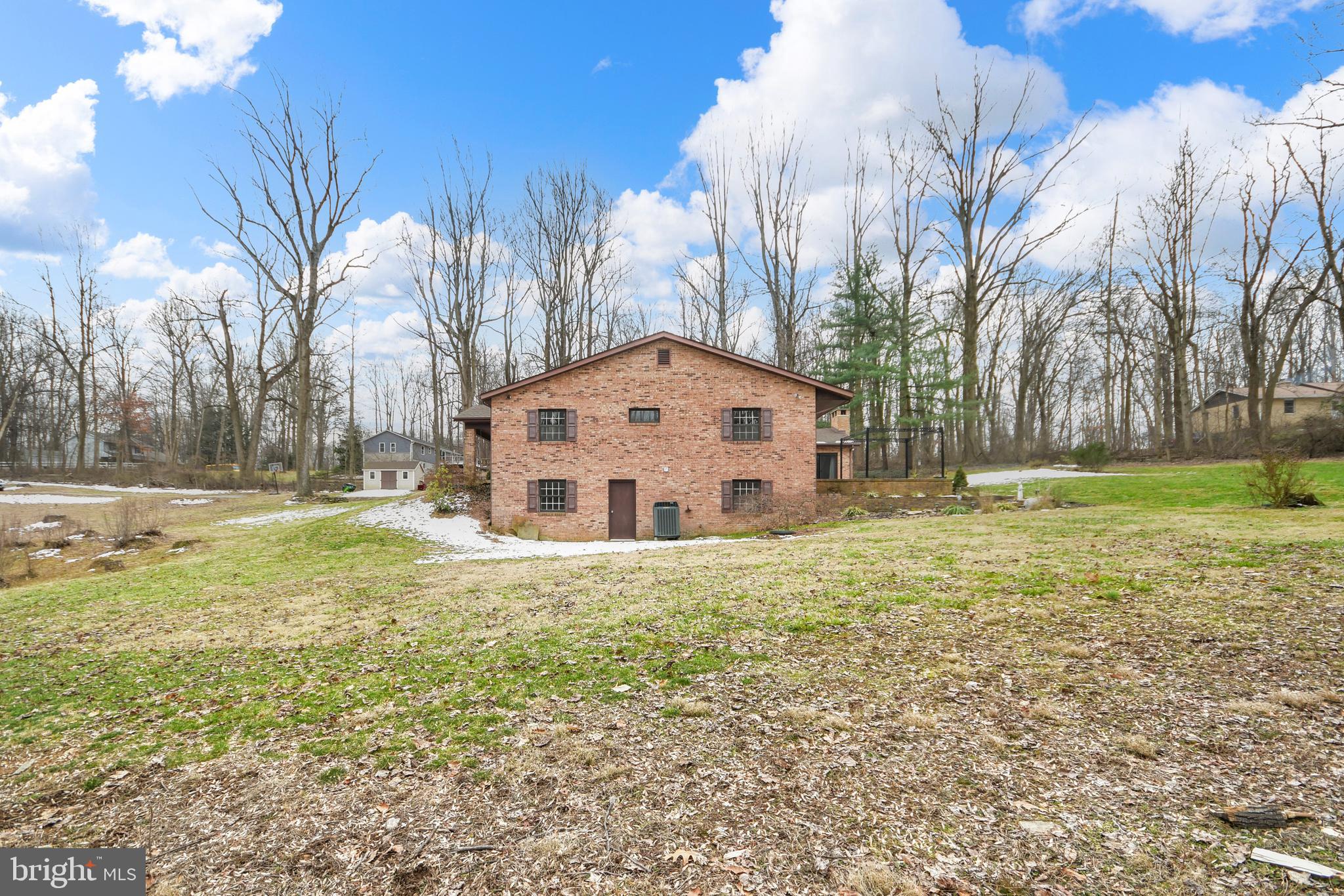 NEW WINDSOR - Residential