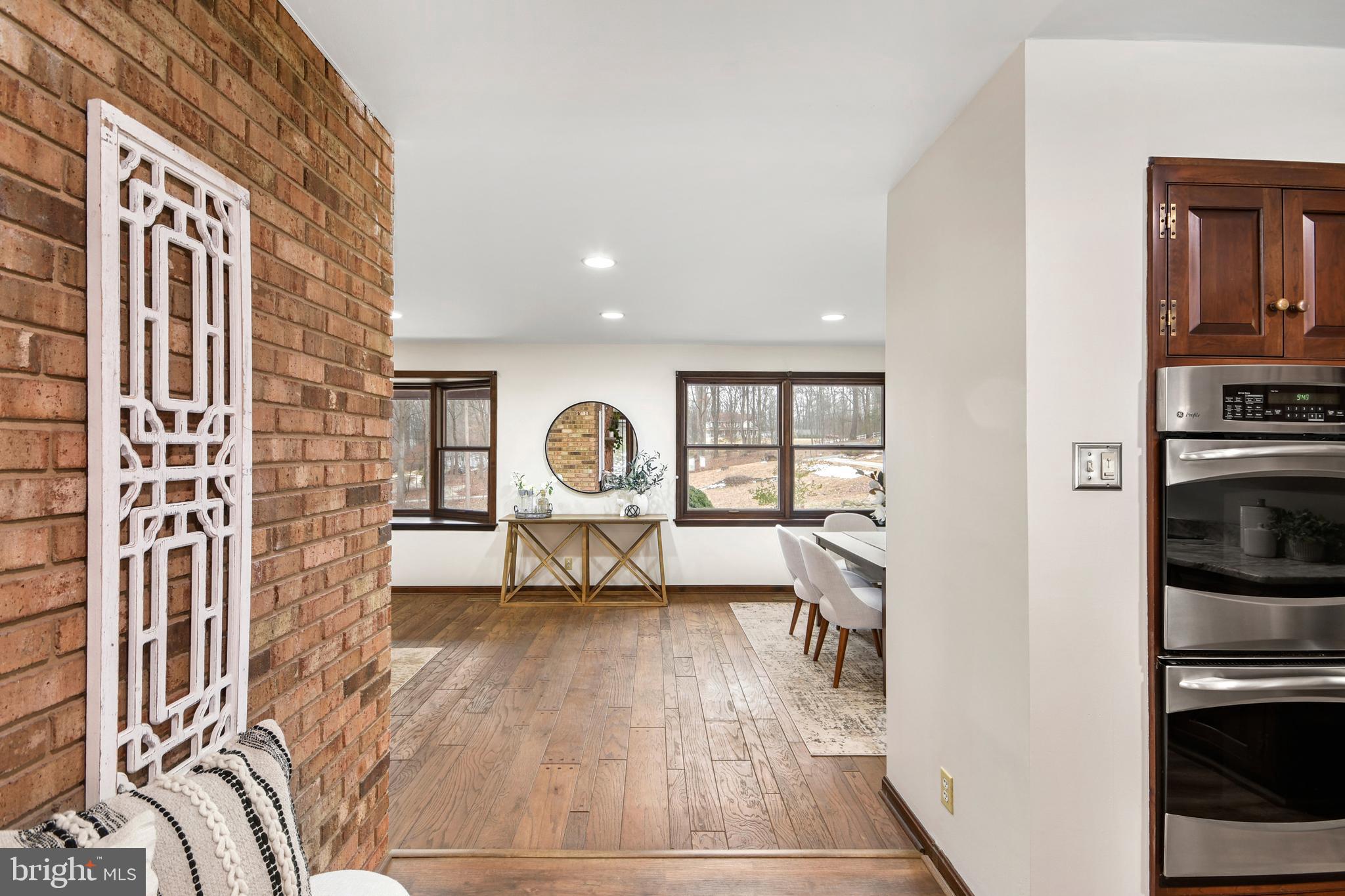 NEW WINDSOR - Residential