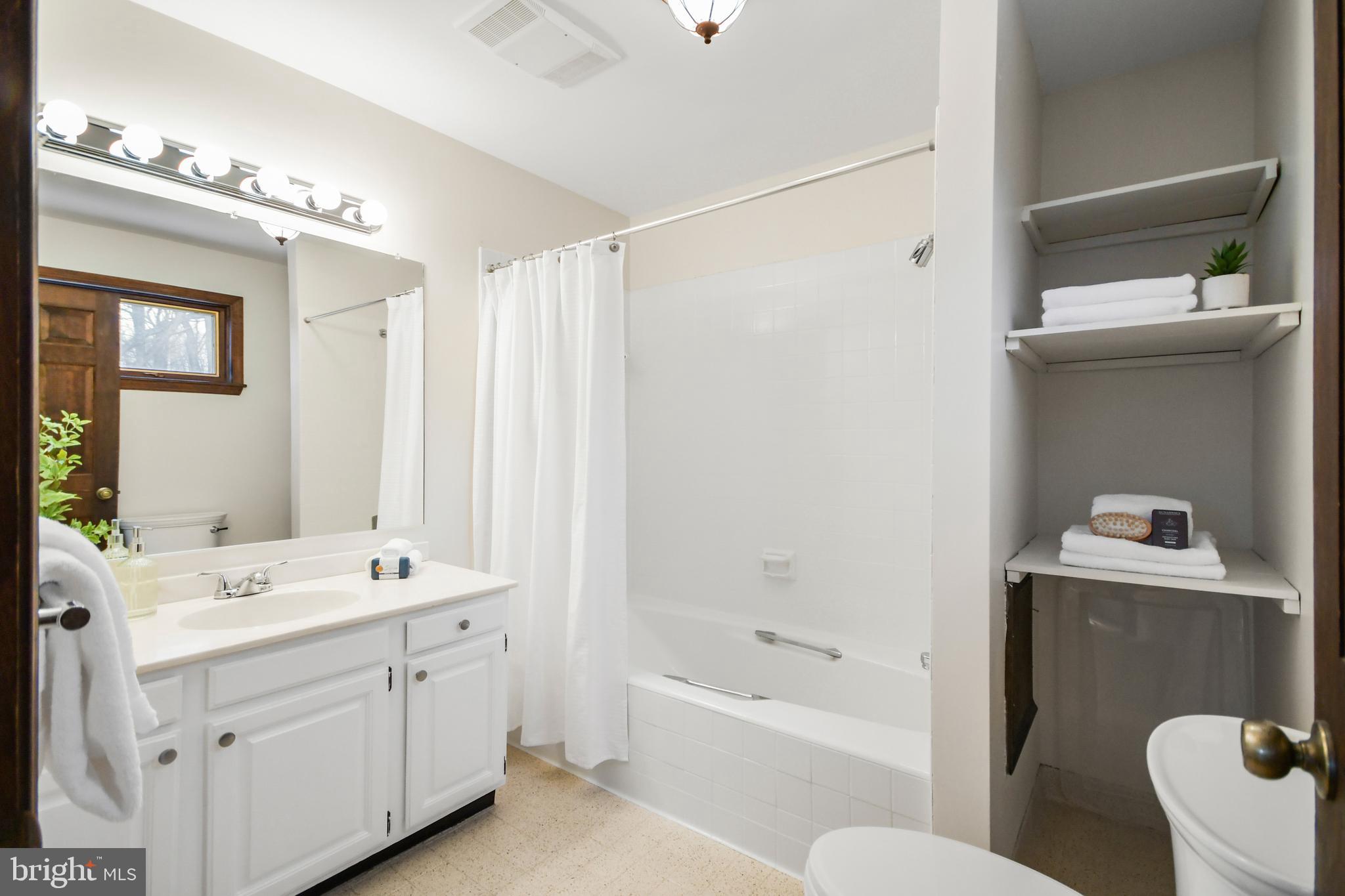 NEW WINDSOR - Residential