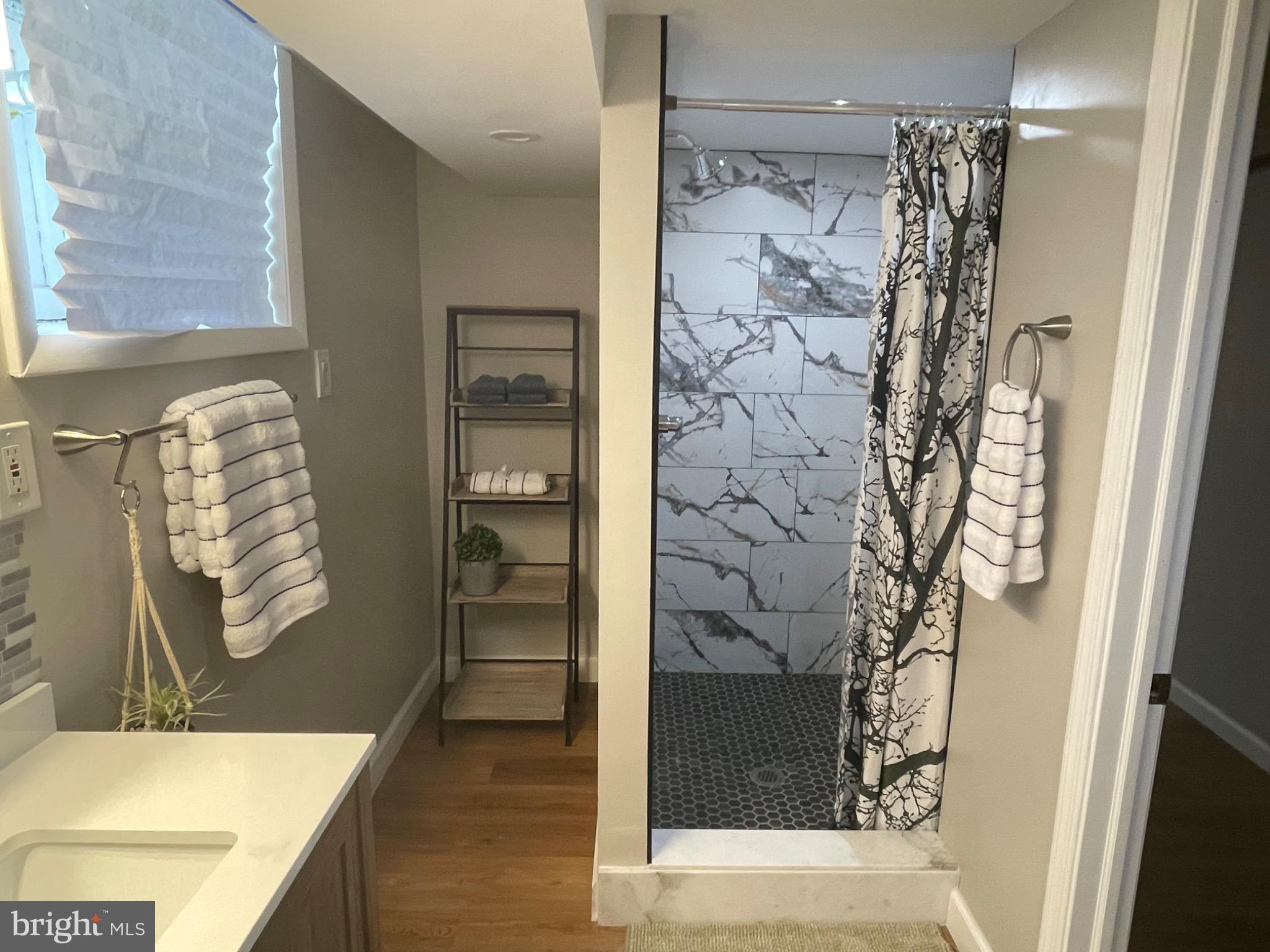 BRIDGEVIEW - GREENLAWN - Residential