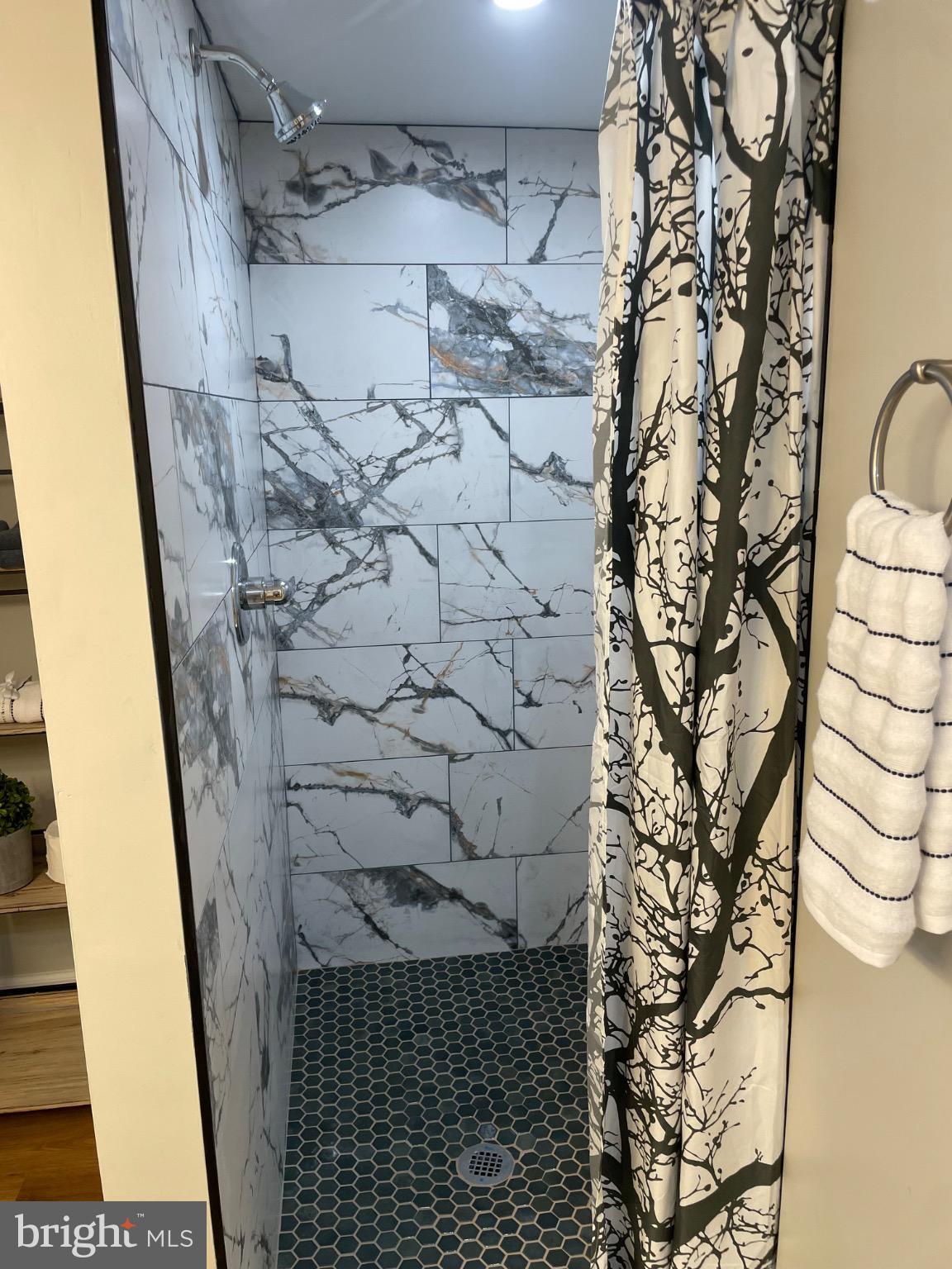 BRIDGEVIEW - GREENLAWN - Residential