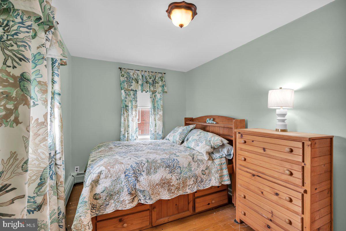 MAYFAIR (WEST) - Residential