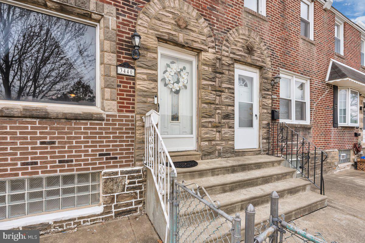 MAYFAIR (WEST) - Residential