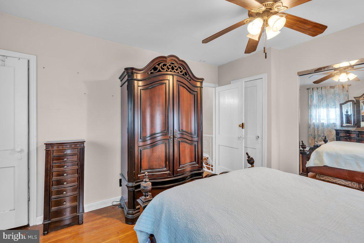 MAYFAIR (WEST) - Residential