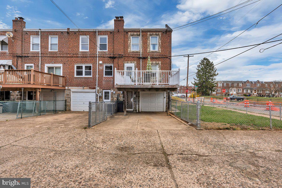 MAYFAIR (WEST) - Residential