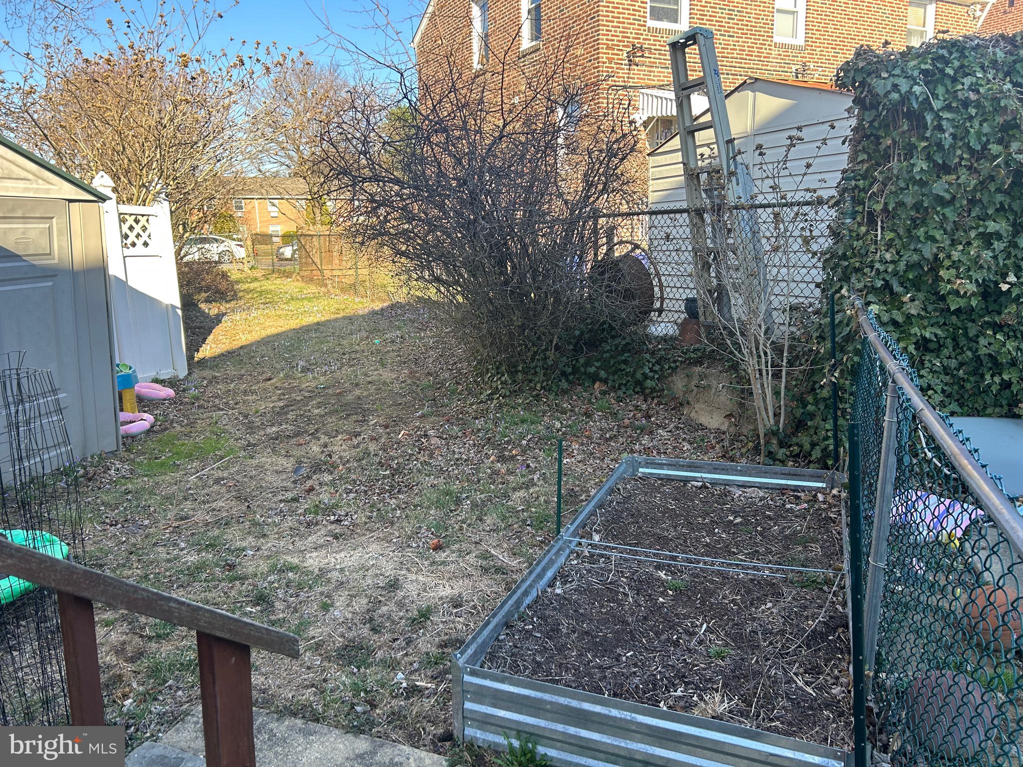 FOX CHASE - Residential