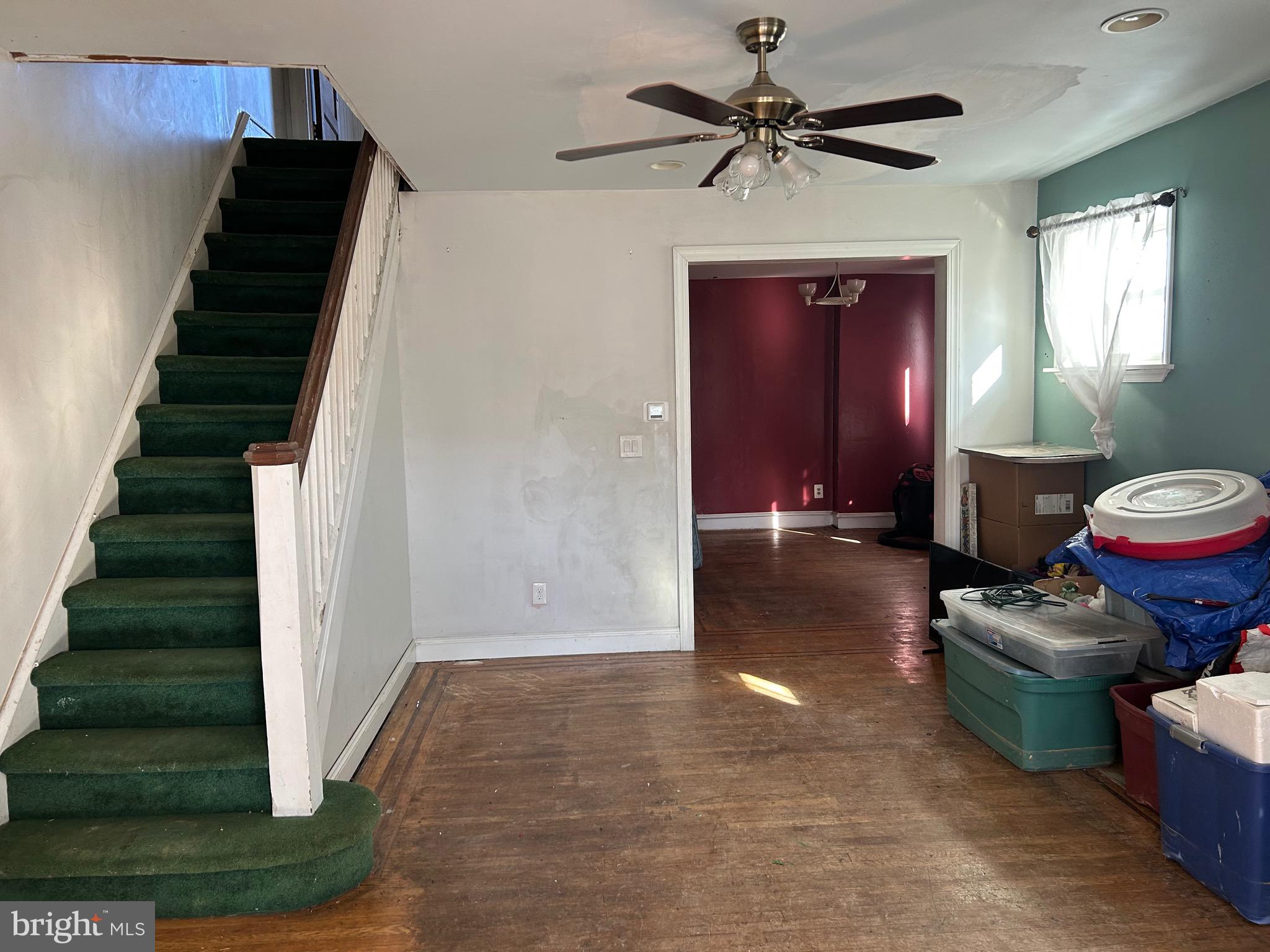 FOX CHASE - Residential