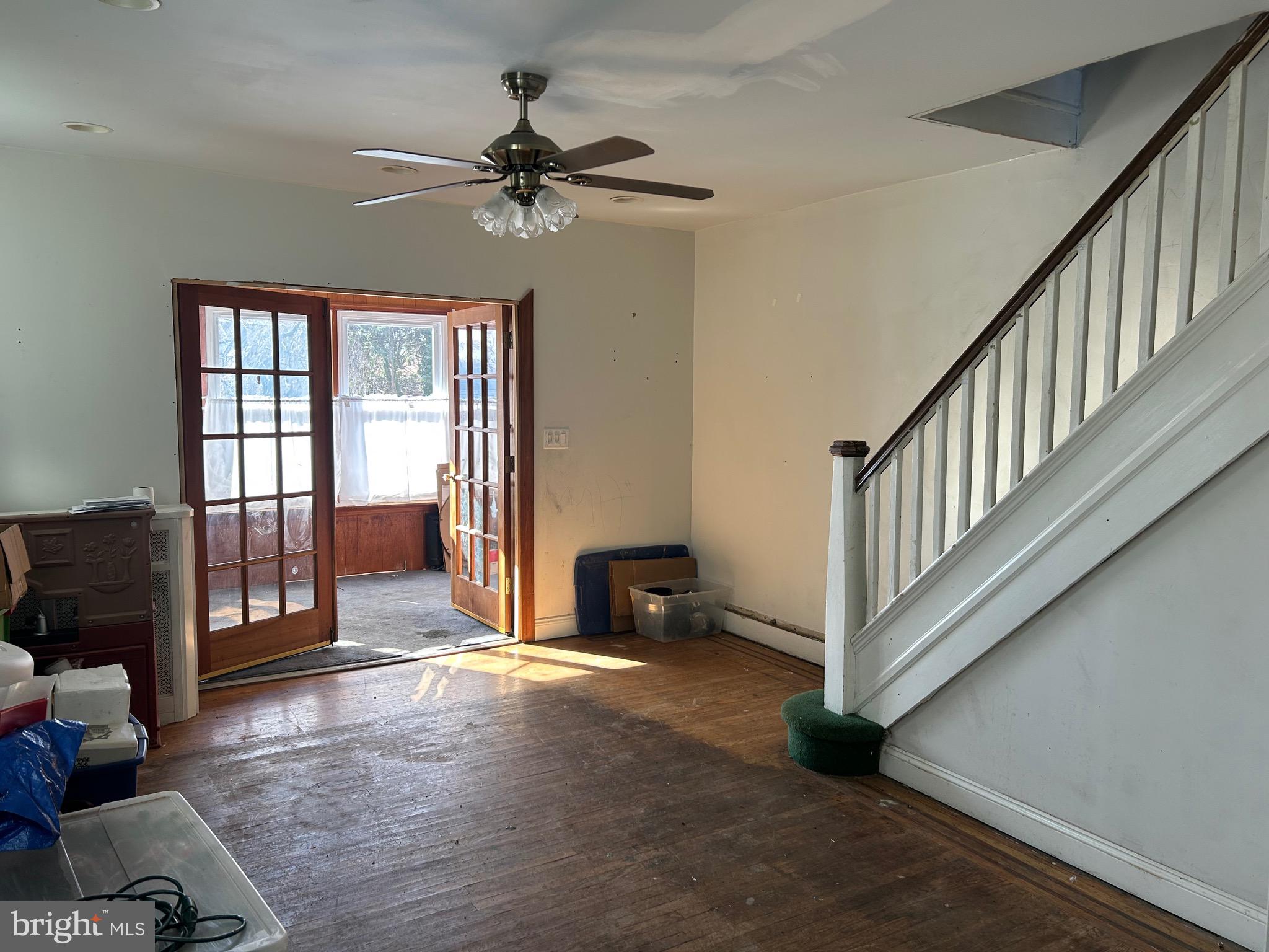 FOX CHASE - Residential