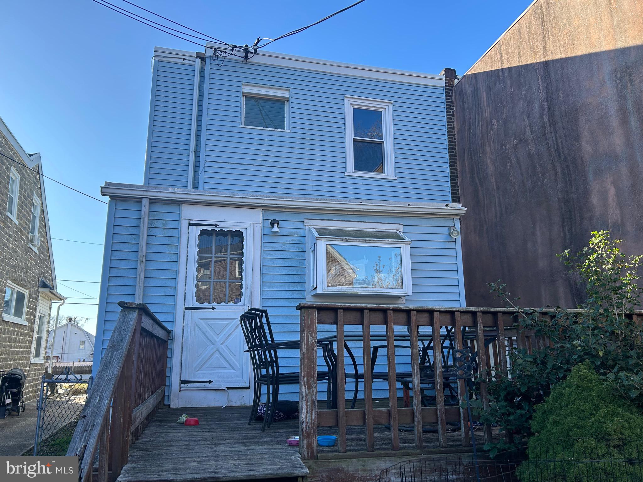 FOX CHASE - Residential