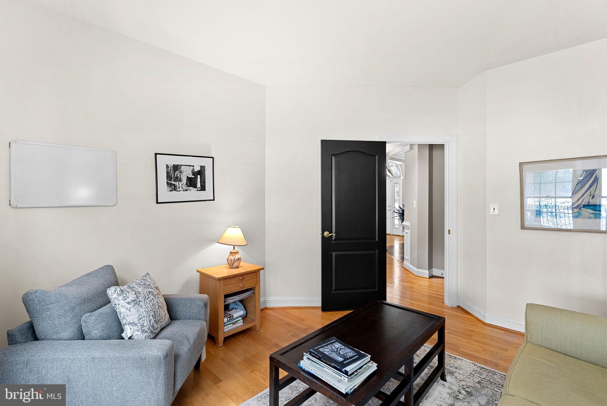 RIVER CREEK - Residential