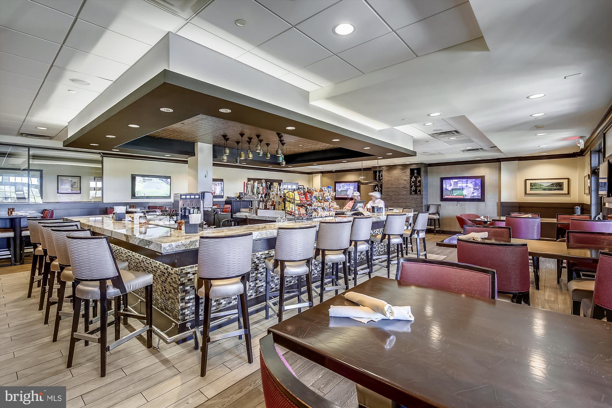 RIVER CREEK - Residential