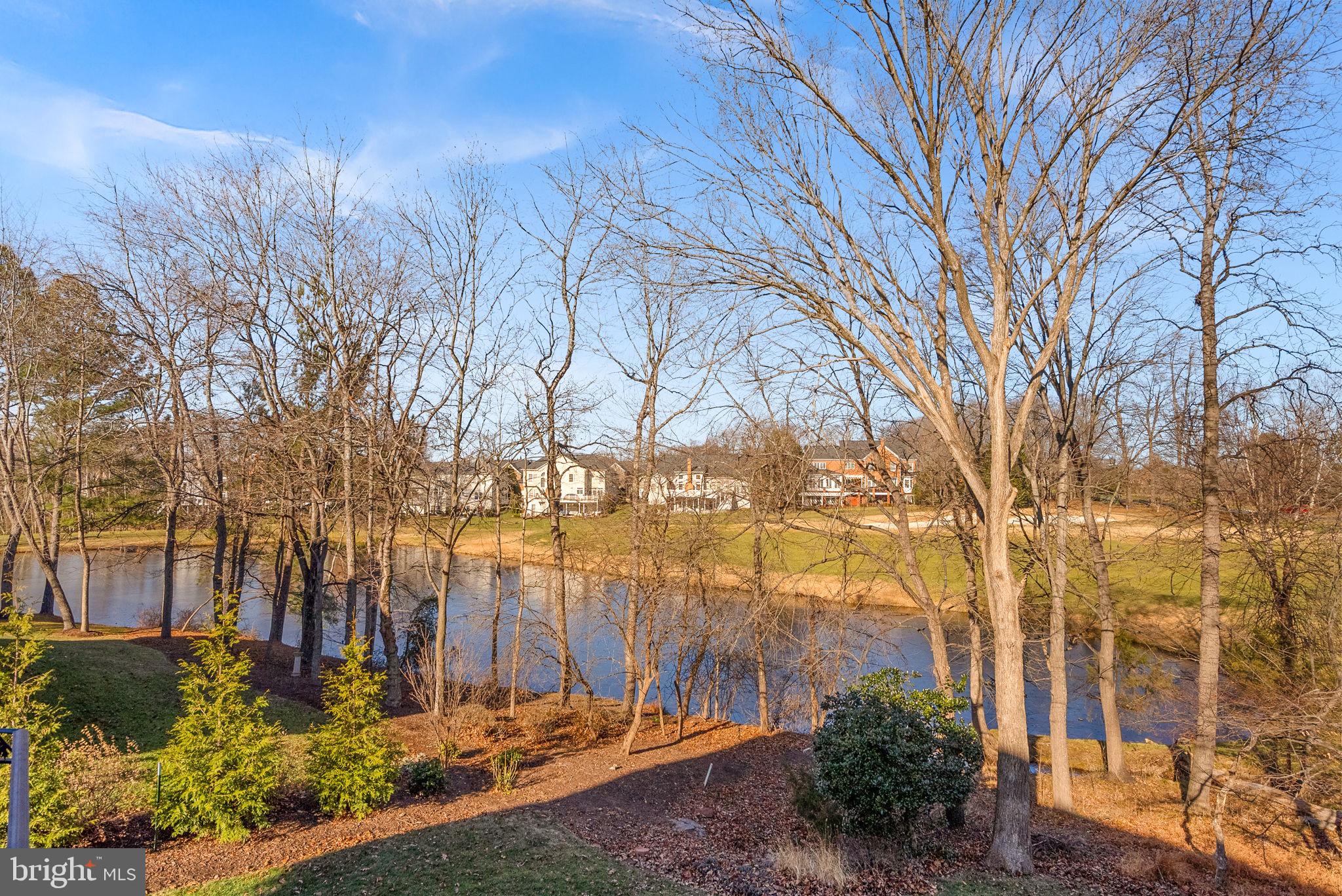 RIVER CREEK - Residential