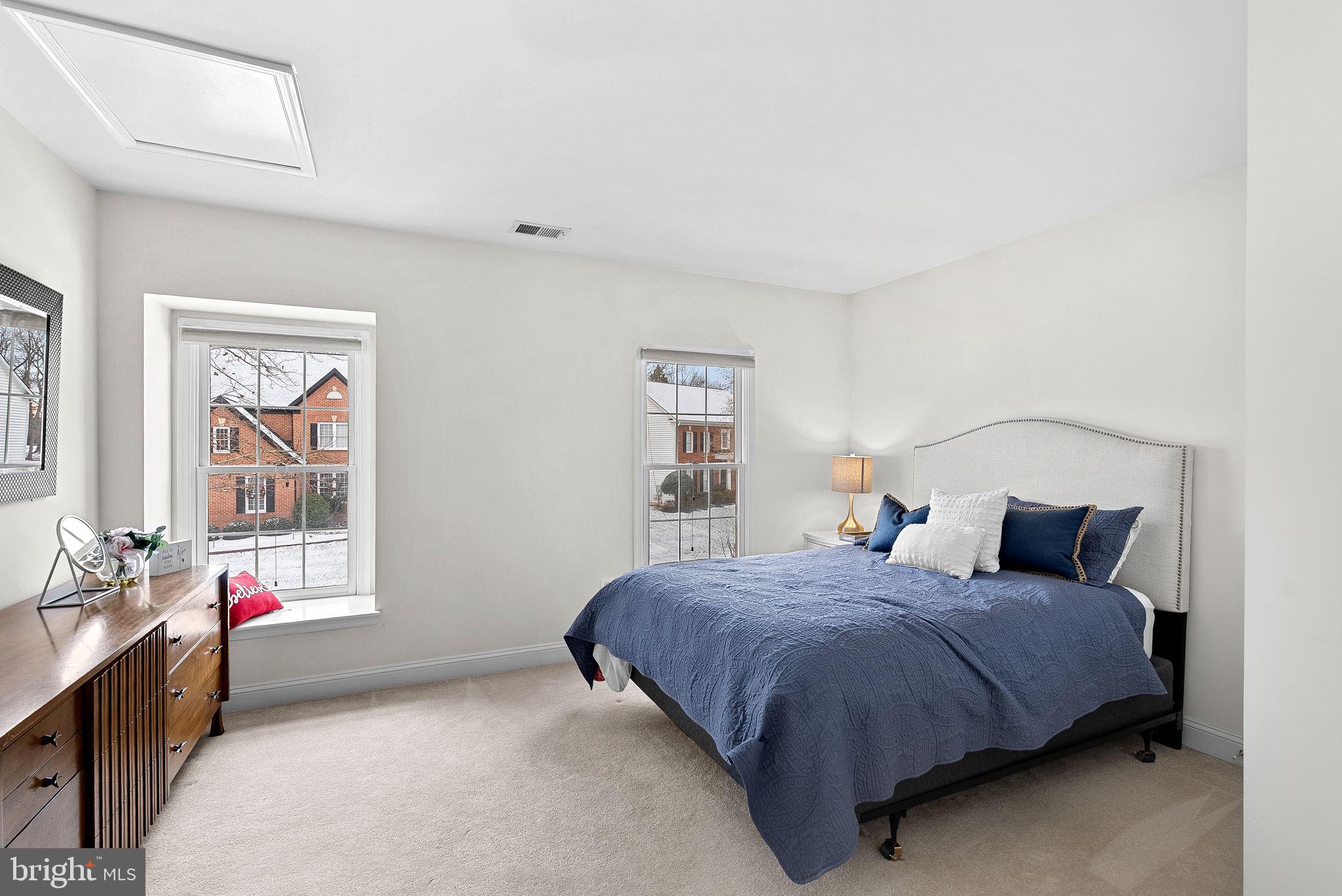 RIVER CREEK - Residential