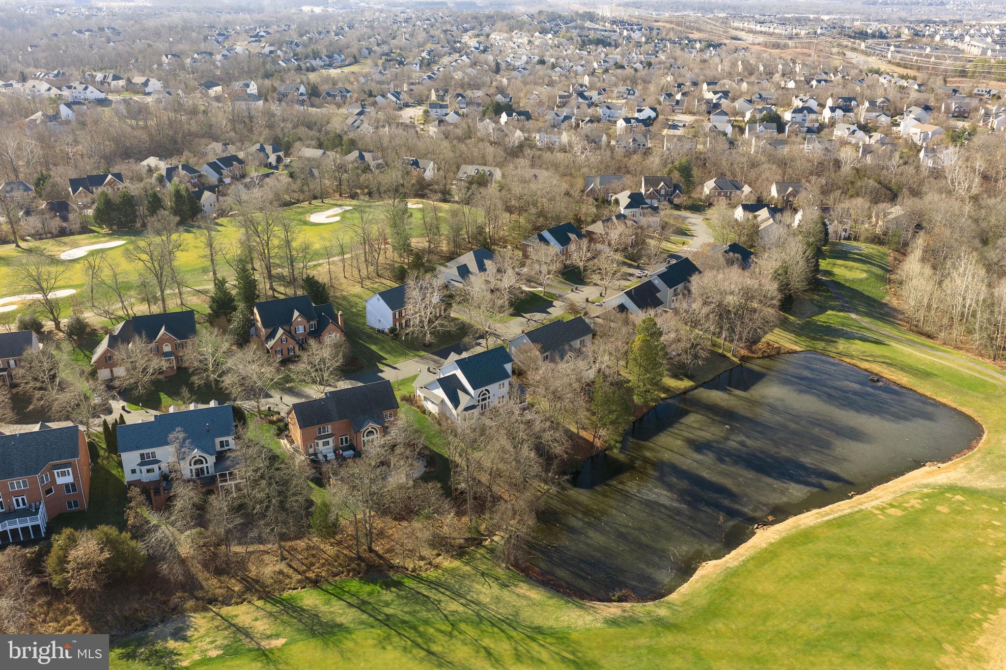 RIVER CREEK - Residential