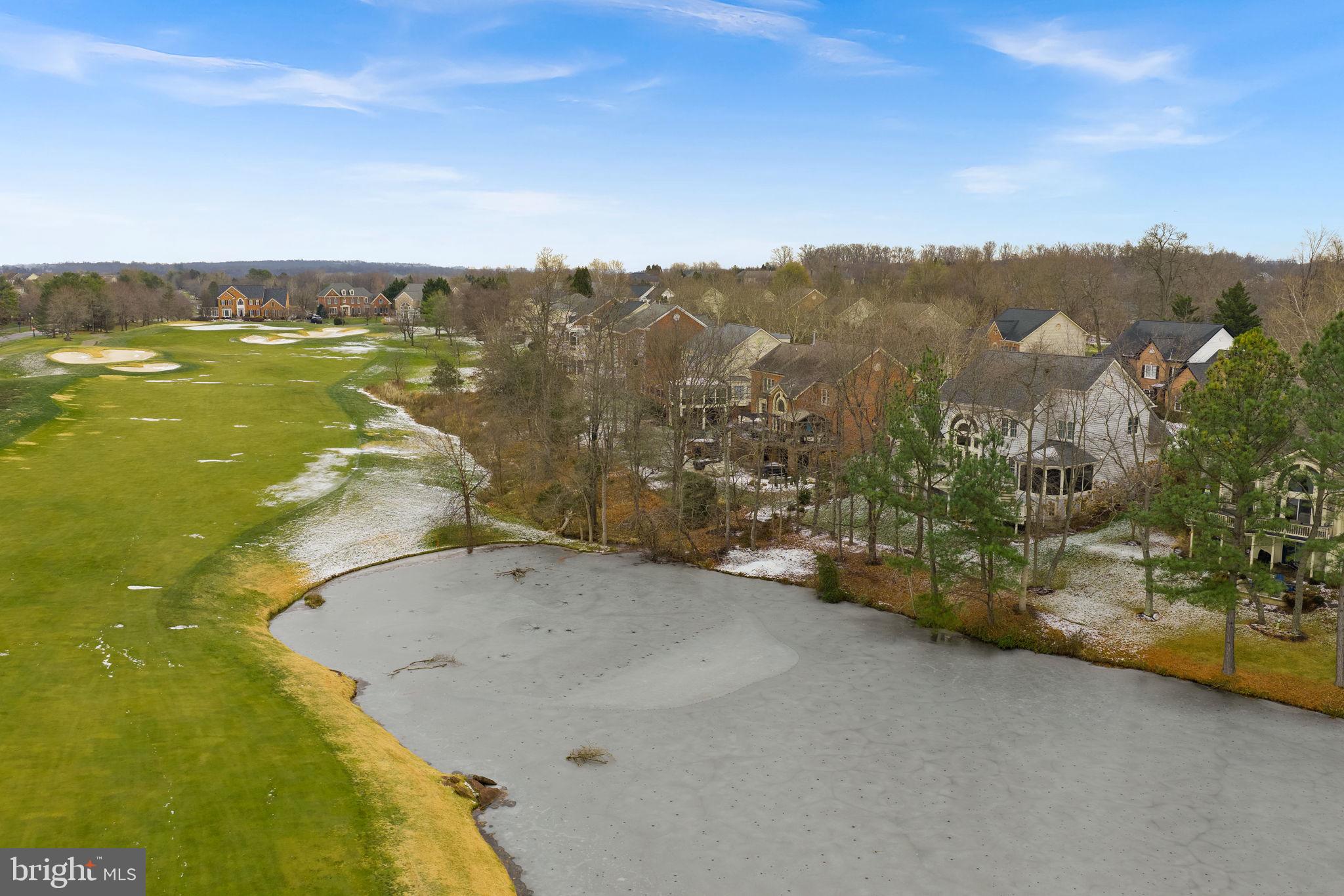 RIVER CREEK - Residential