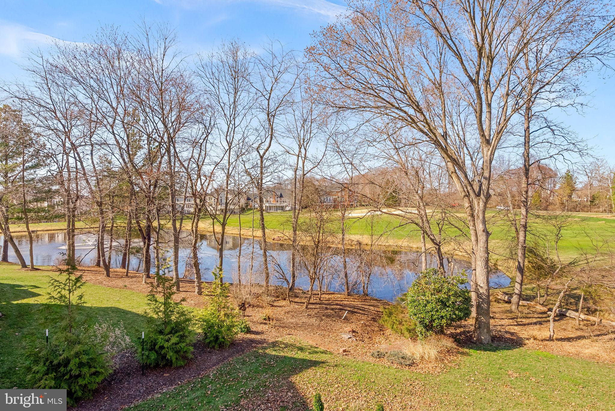 RIVER CREEK - Residential