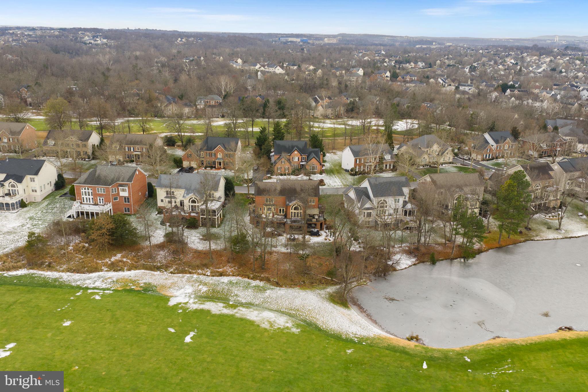 RIVER CREEK - Residential
