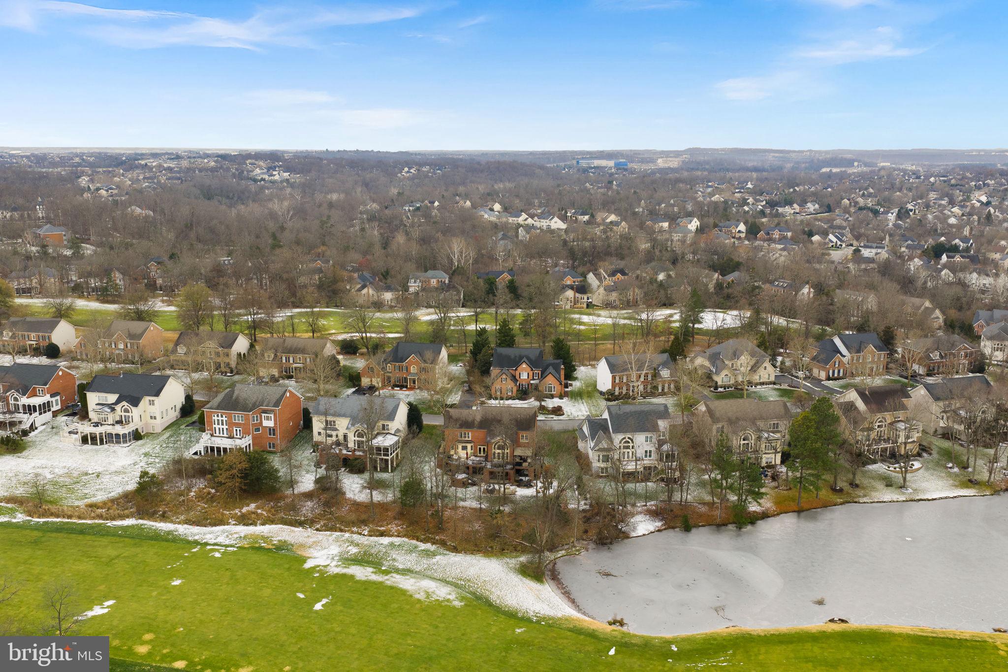 RIVER CREEK - Residential