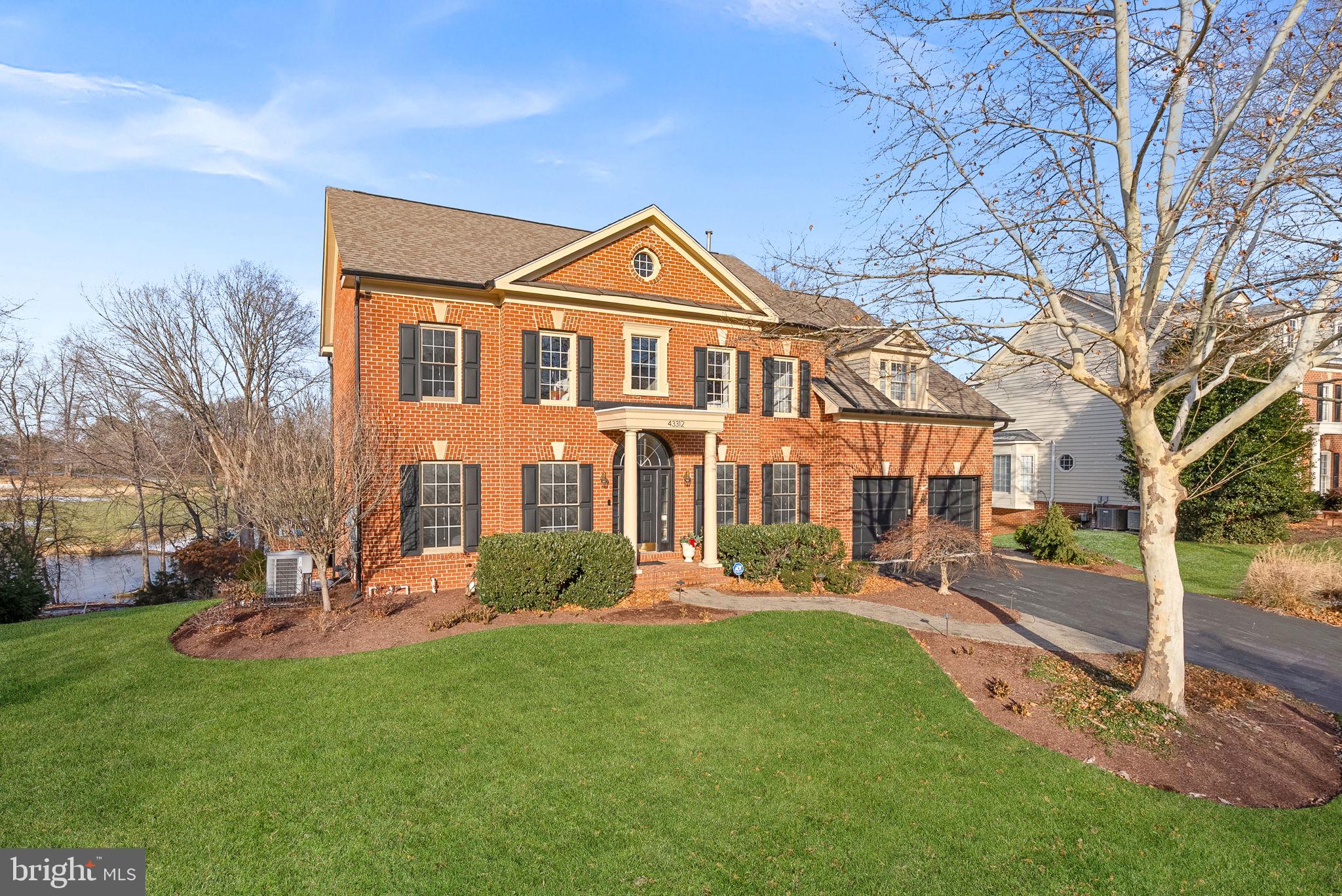 RIVER CREEK - Residential