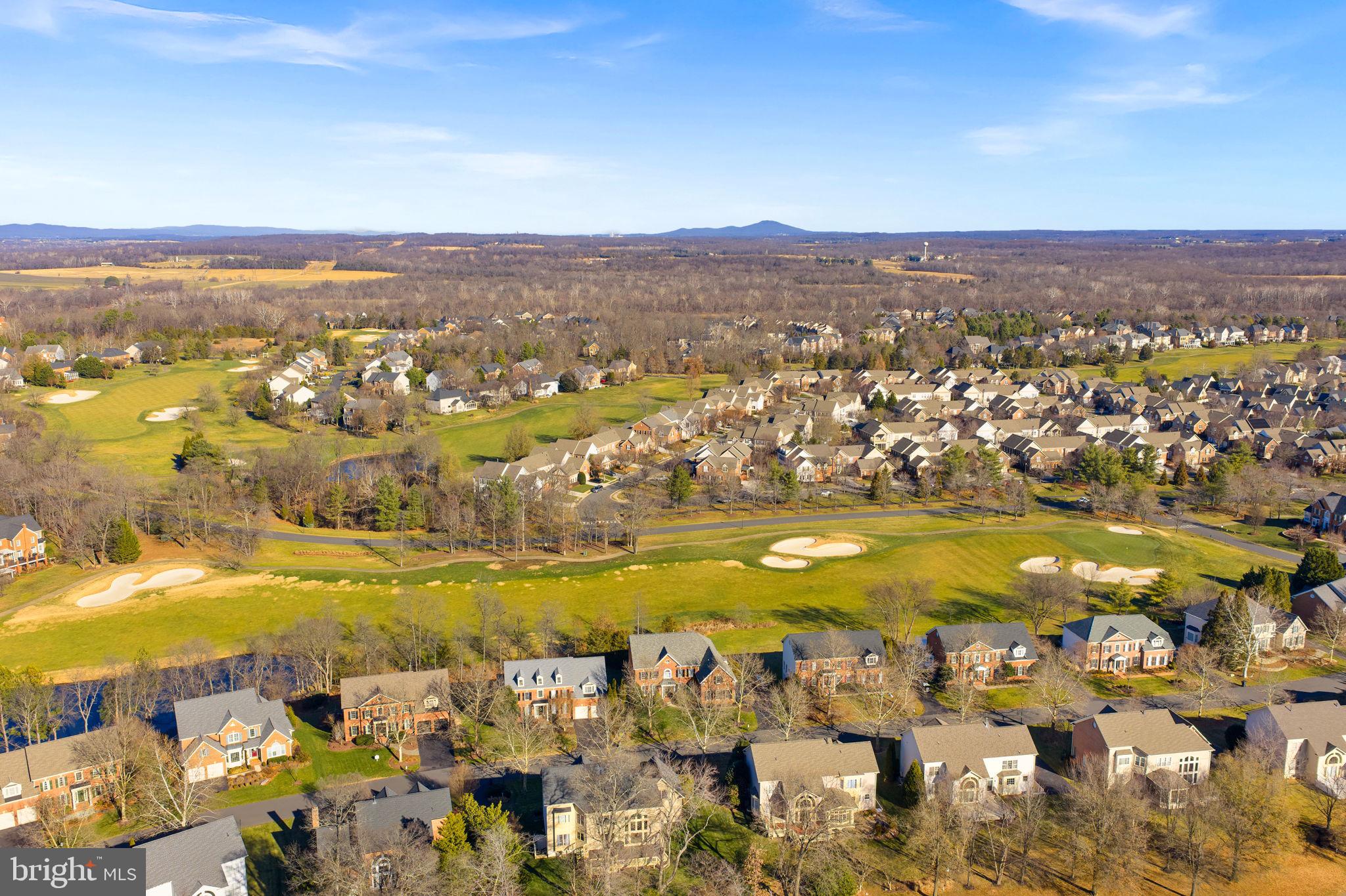 RIVER CREEK - Residential