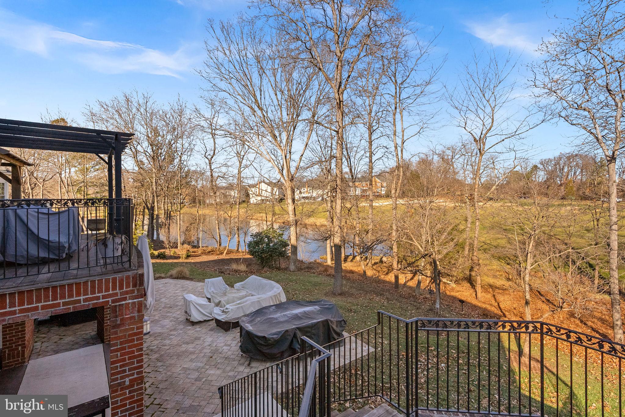 RIVER CREEK - Residential