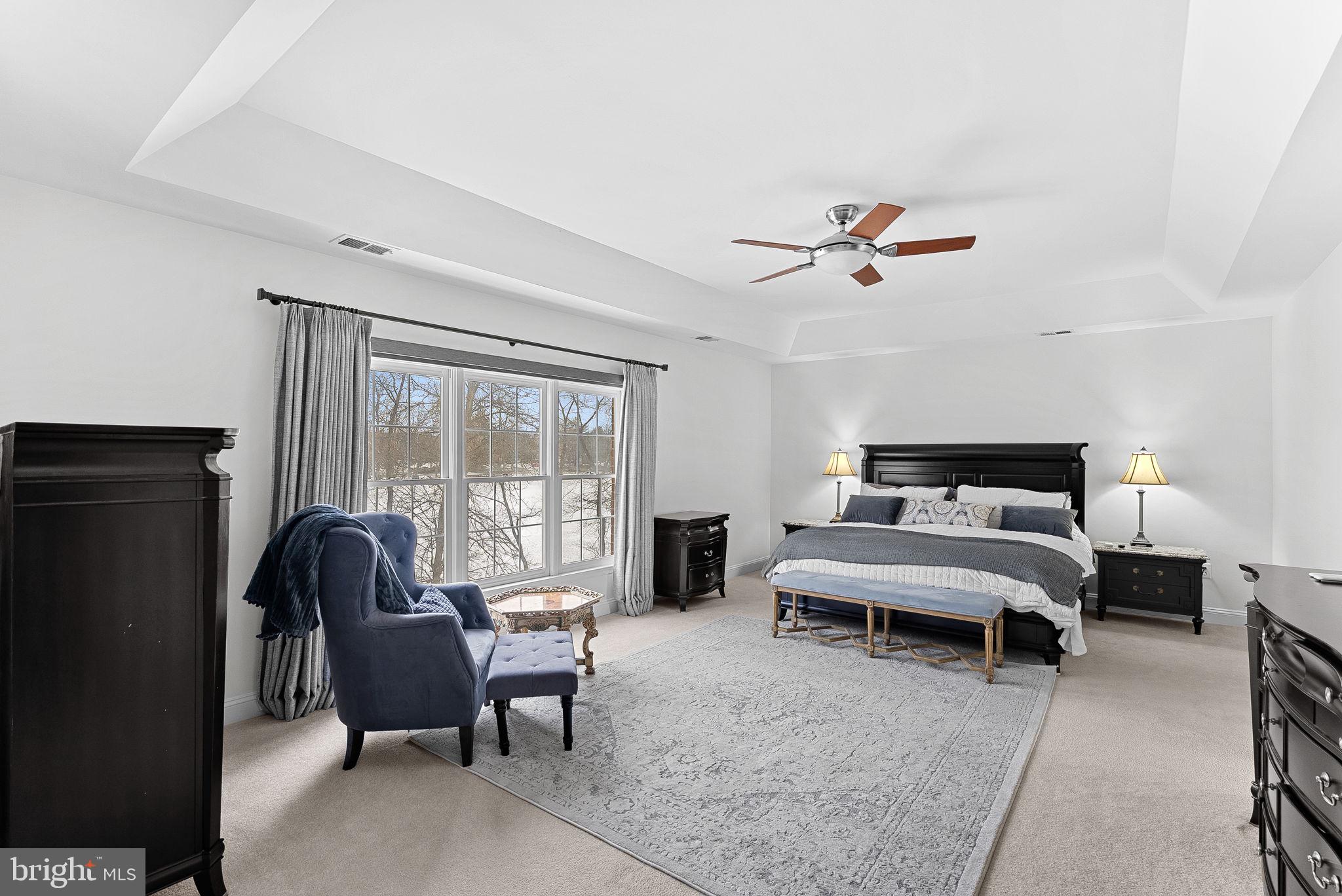 RIVER CREEK - Residential