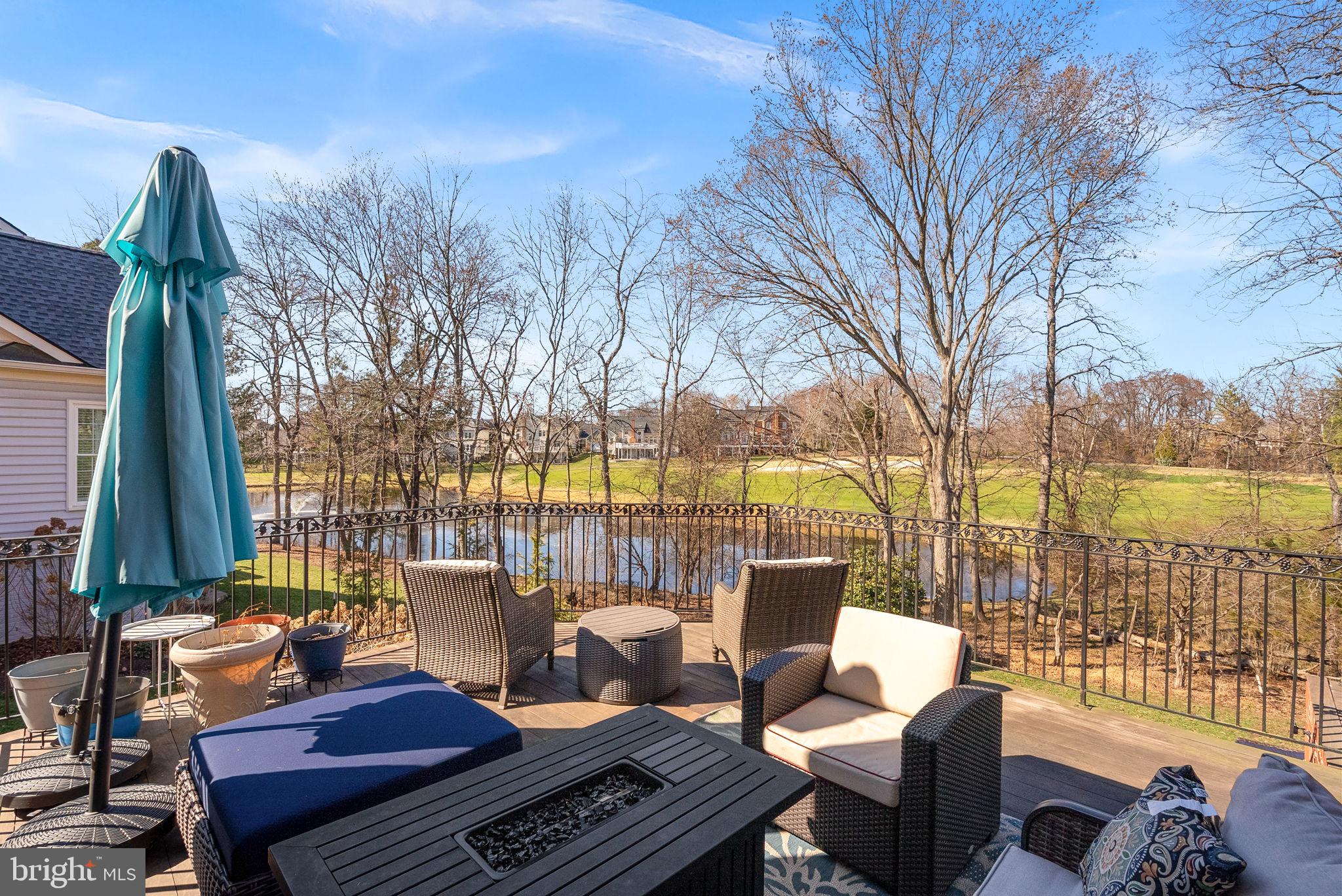 RIVER CREEK - Residential