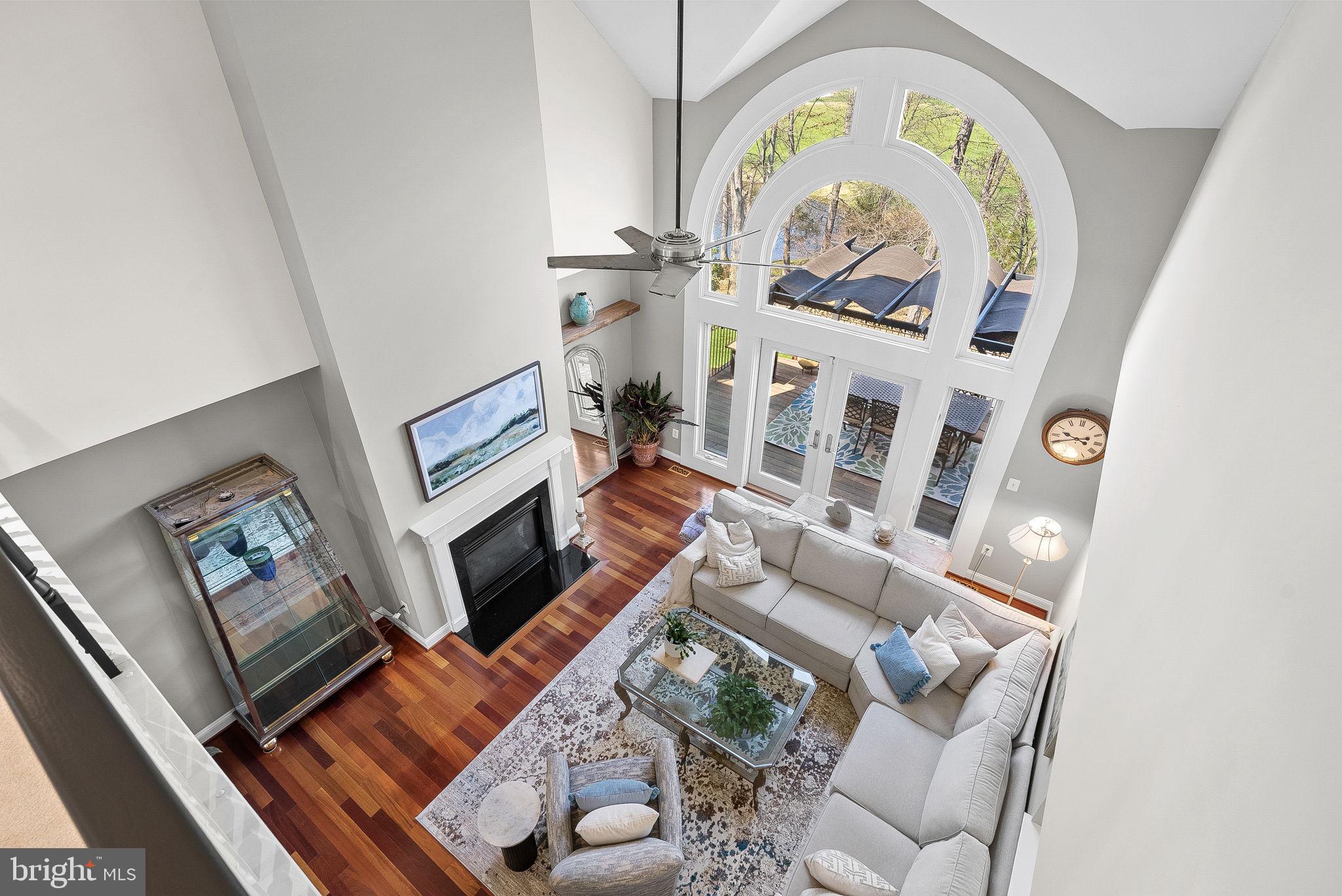 RIVER CREEK - Residential