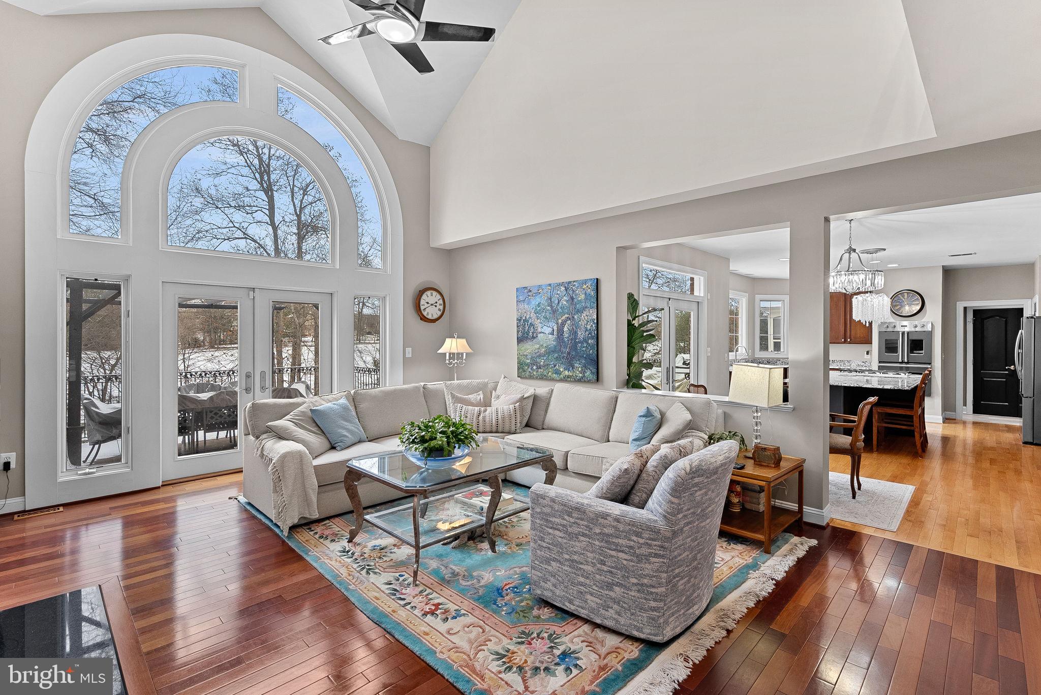 RIVER CREEK - Residential