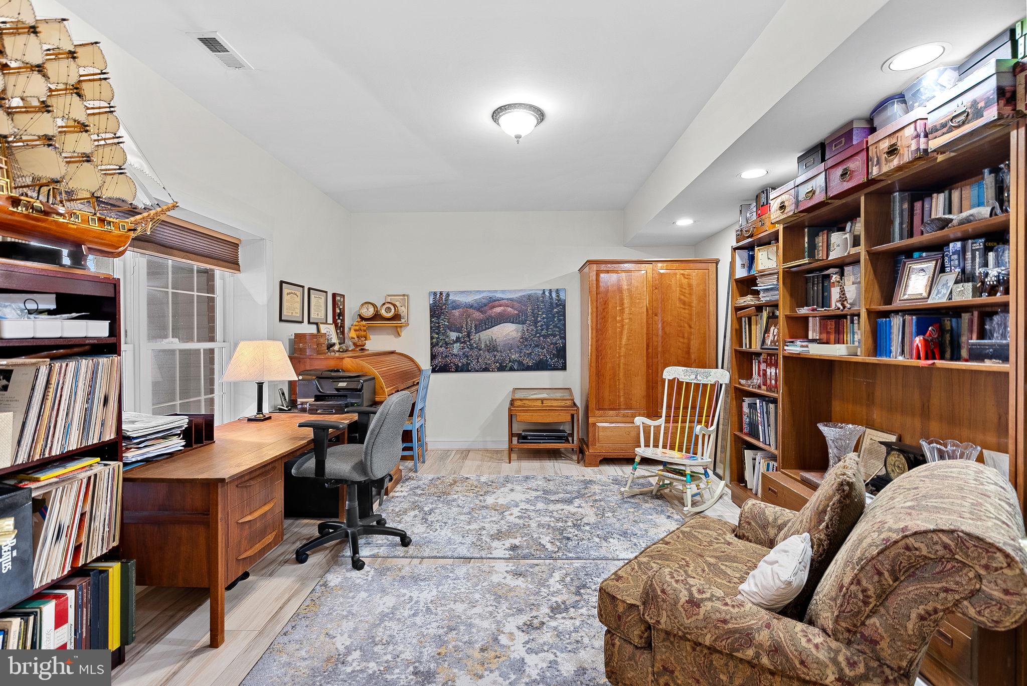 RIVER CREEK - Residential