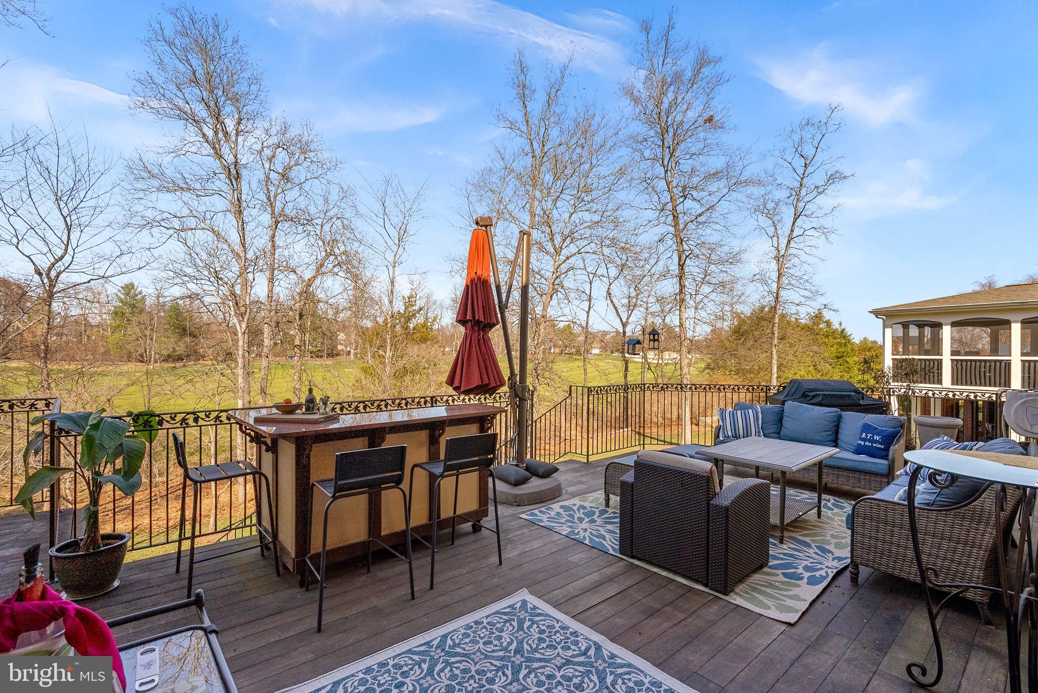 RIVER CREEK - Residential