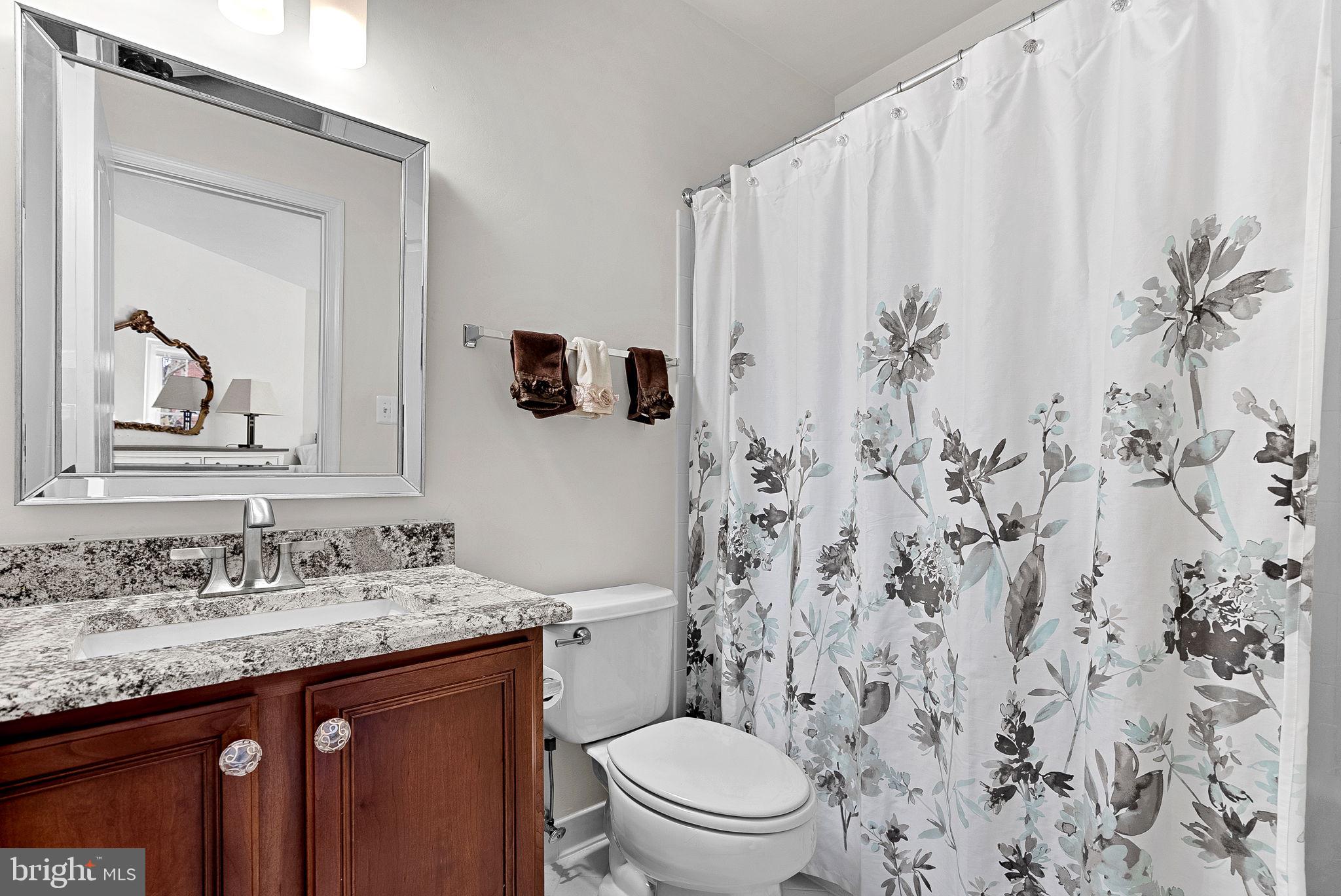 RIVER CREEK - Residential