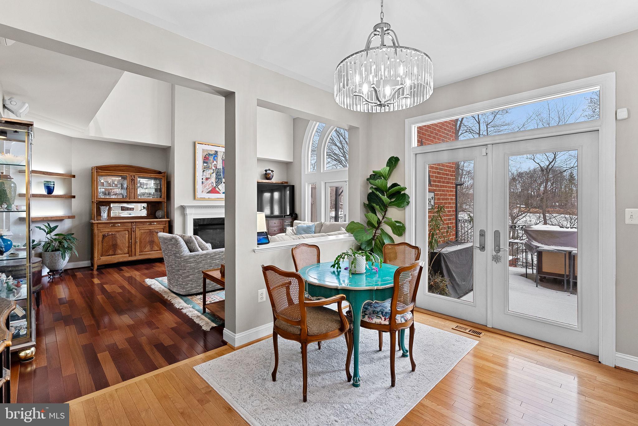 RIVER CREEK - Residential