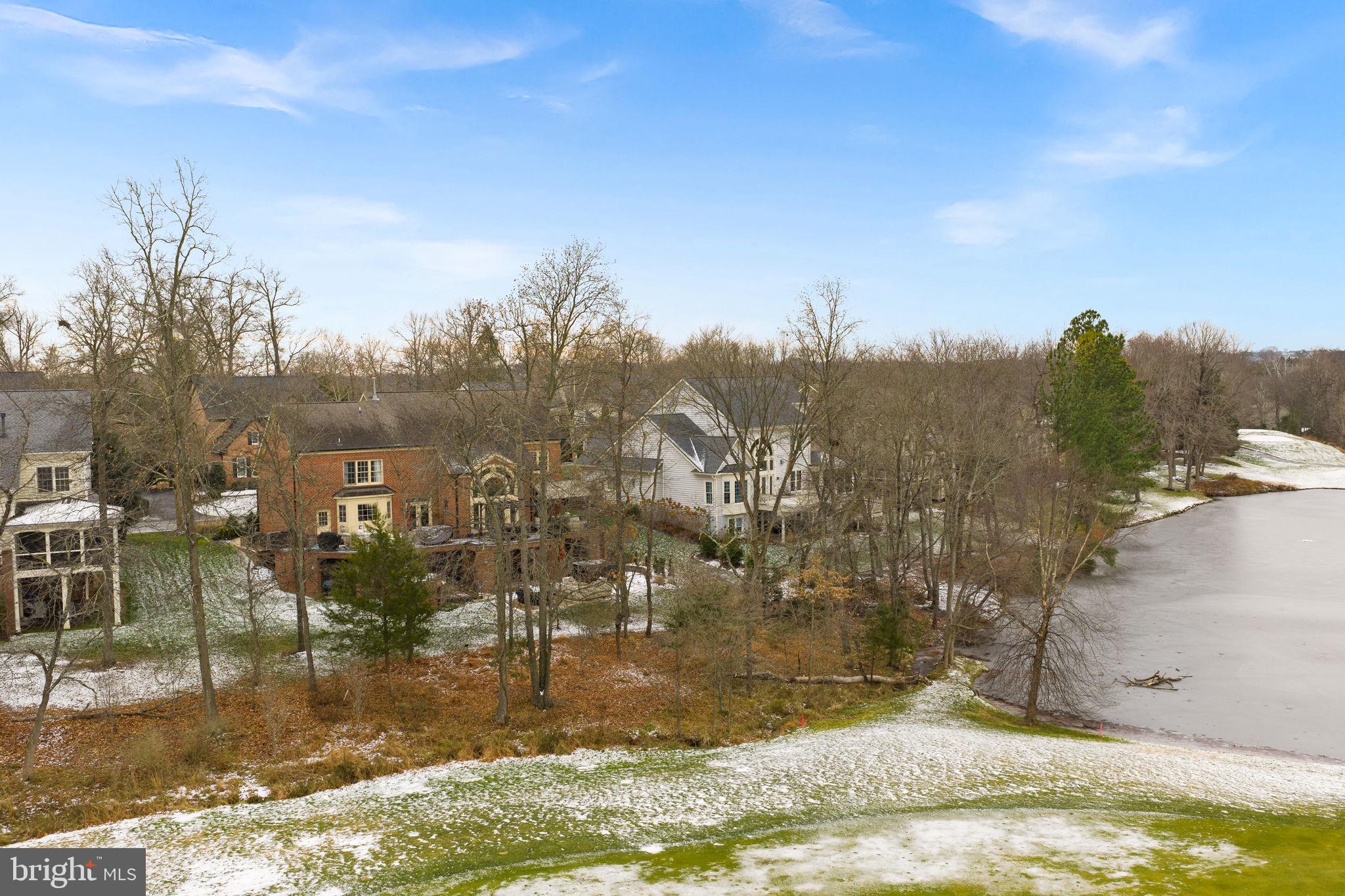 RIVER CREEK - Residential