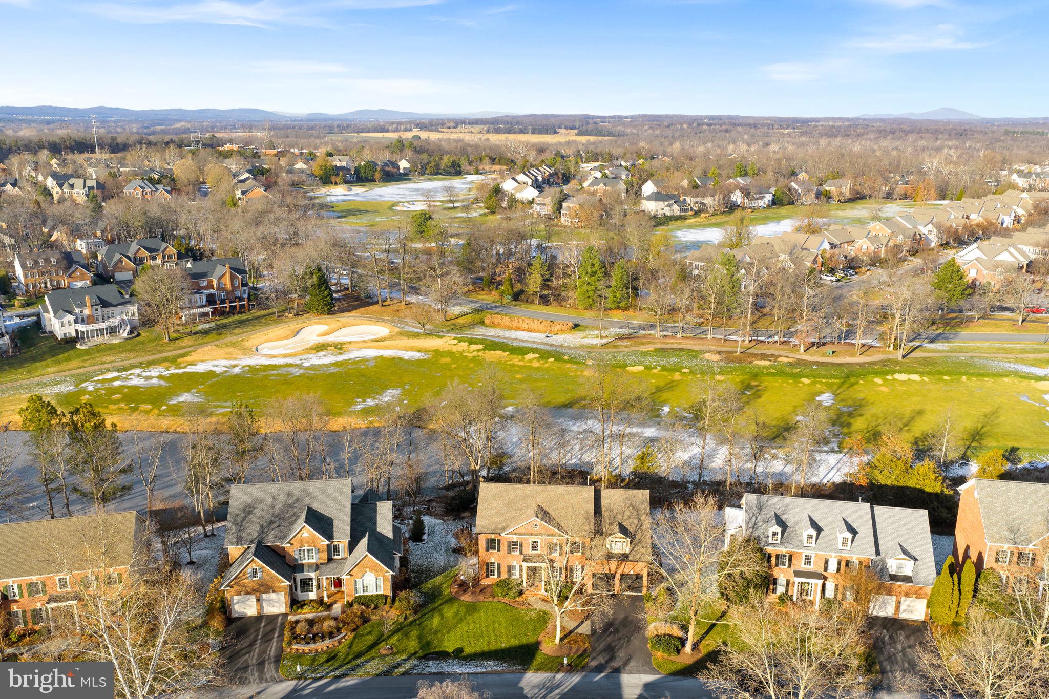 RIVER CREEK - Residential